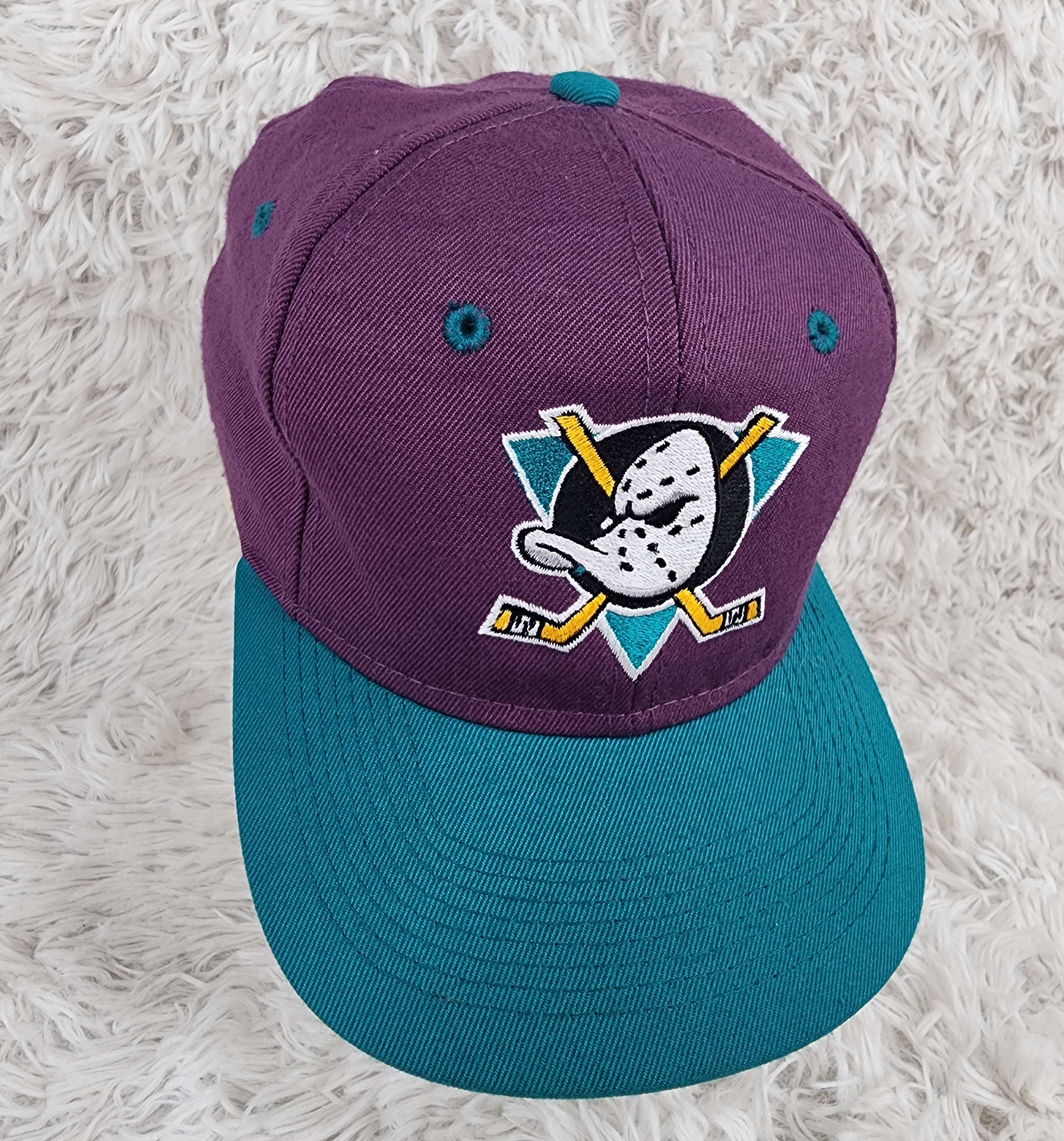 Vintage Vintage Ama pro Mighty Ducks of Anaheim NHL hat Size ONE SIZE - 6 Thumbnail
