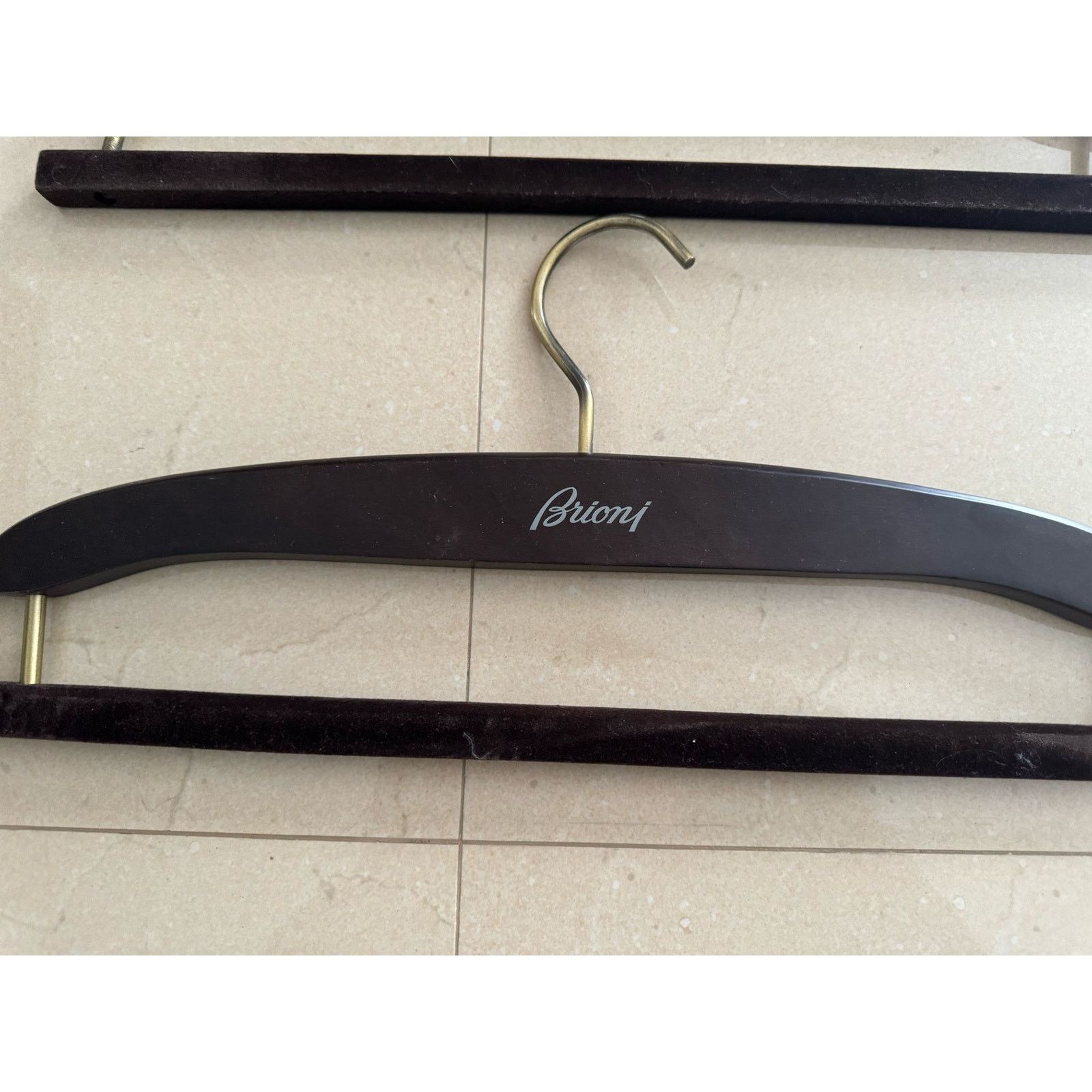 Brioni o1rshd1 Size: OS / 6 Brioni Pant Hangers in Brown Size ONE SIZE - 3 Thumbnail