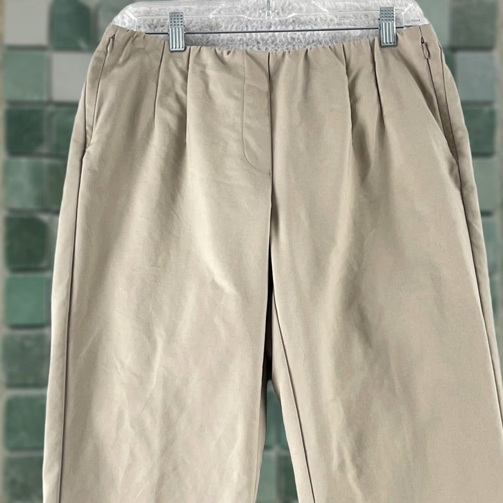 J. Jill J. Jill Straight Leg Pants Womens Size 10 Beige Pleated Mid-Rise Elastic Waist Pants Womens Size 10 Beige Mid-Rise Elastic Waist Straight Leg J. Jill Size 32" / US 10 / IT 46 - 1 Thumbnail