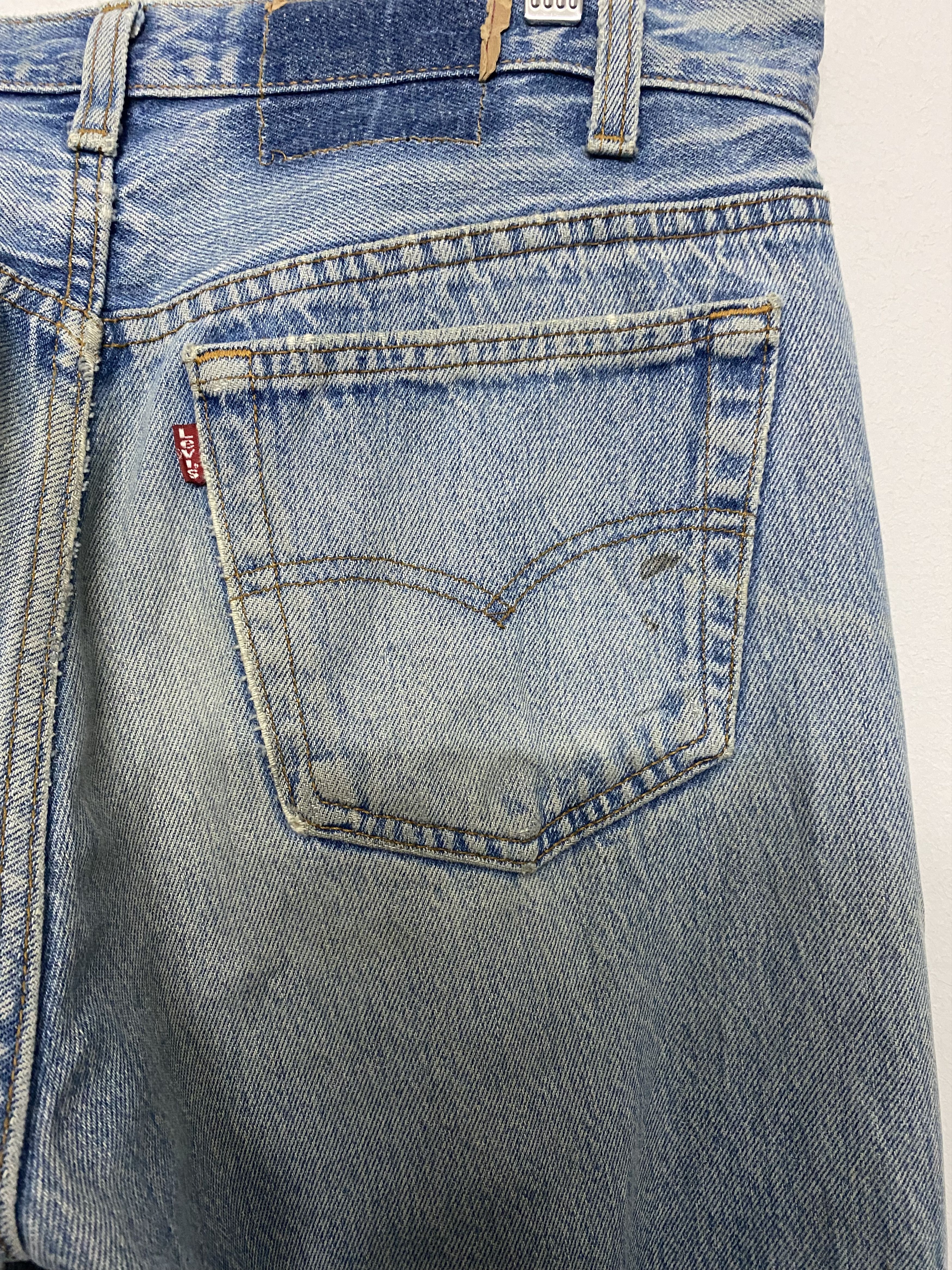 Levi's Vintage Clothing Vintage 90s Levi's 501 Light Wash Jeans Made in USA Size US 32 / EU 48 - 9 Thumbnail