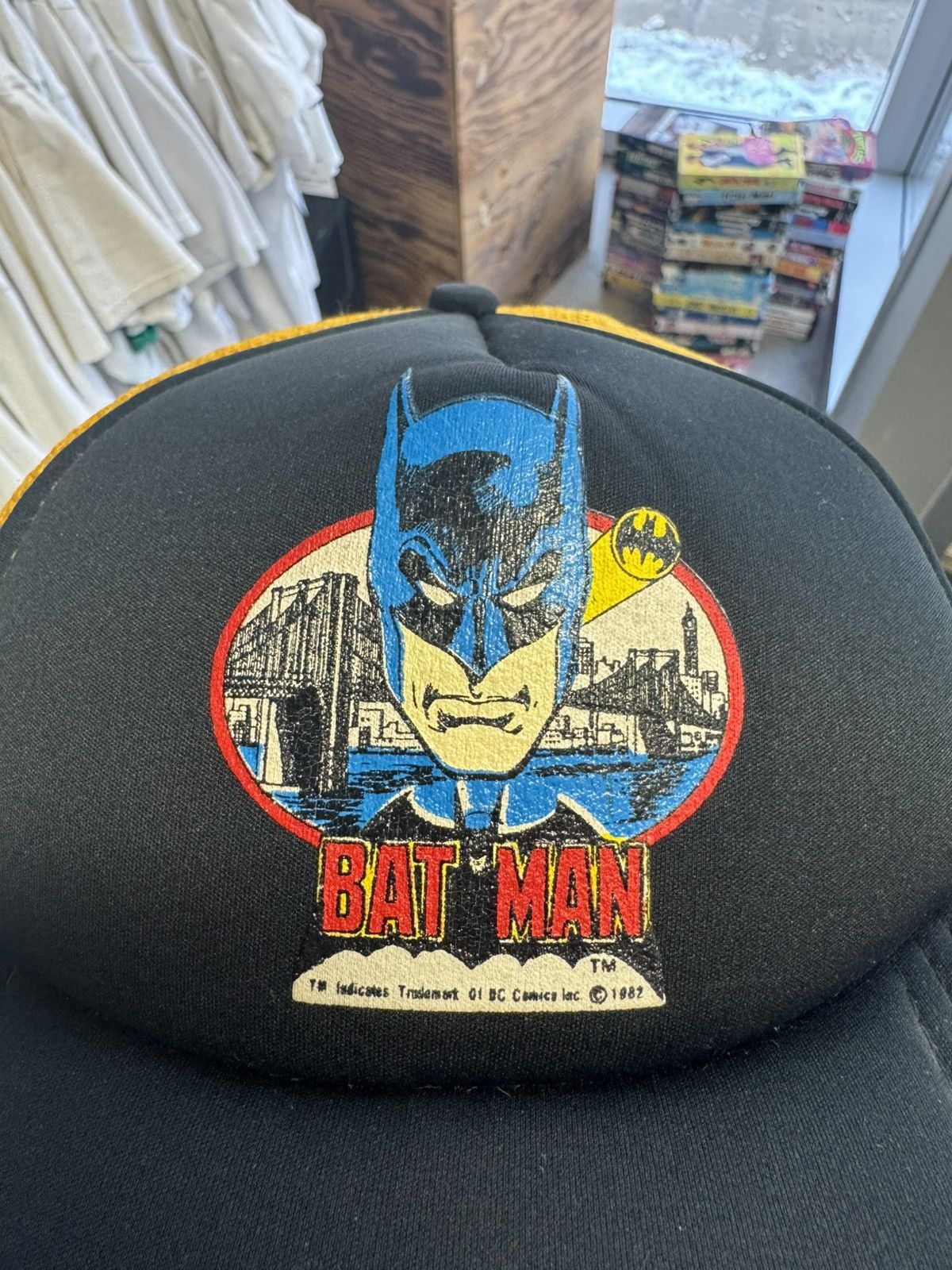 DC Comics × Vintage Vintage 1982 Batman Movie Snapback Trucker Hat Size ONE SIZE - 2 Thumbnail