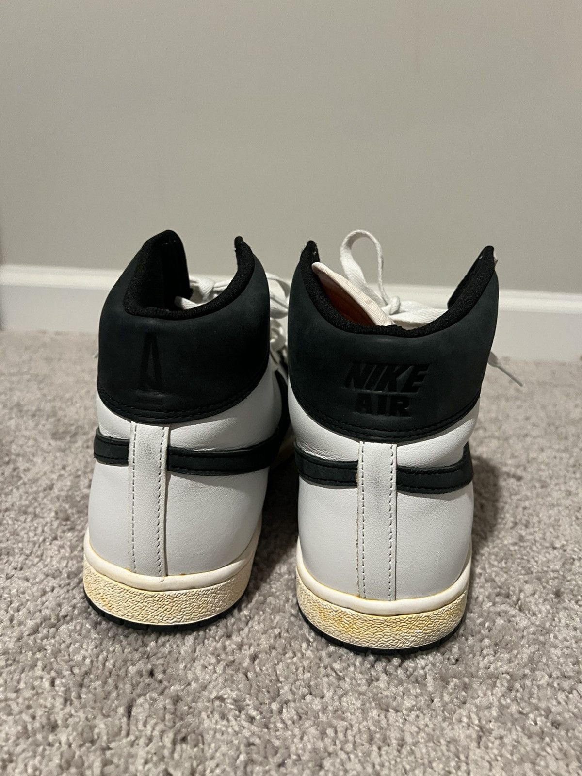 A Ma Maniere a ma maniere x Jordan air ship Size US 10.5 / EU 43-44 - 3 Thumbnail