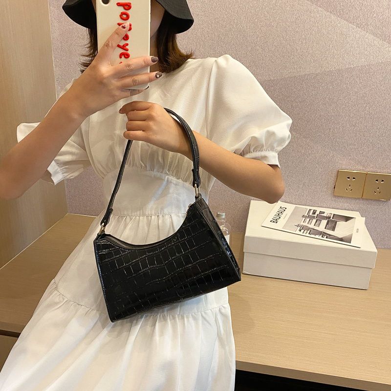 Hysteric Glamour × Japanese Brand × Vintage Vintage Dainty Crocodile Emboss Leather Shoulder Bag Rave Size ONE SIZE - 2 Thumbnail