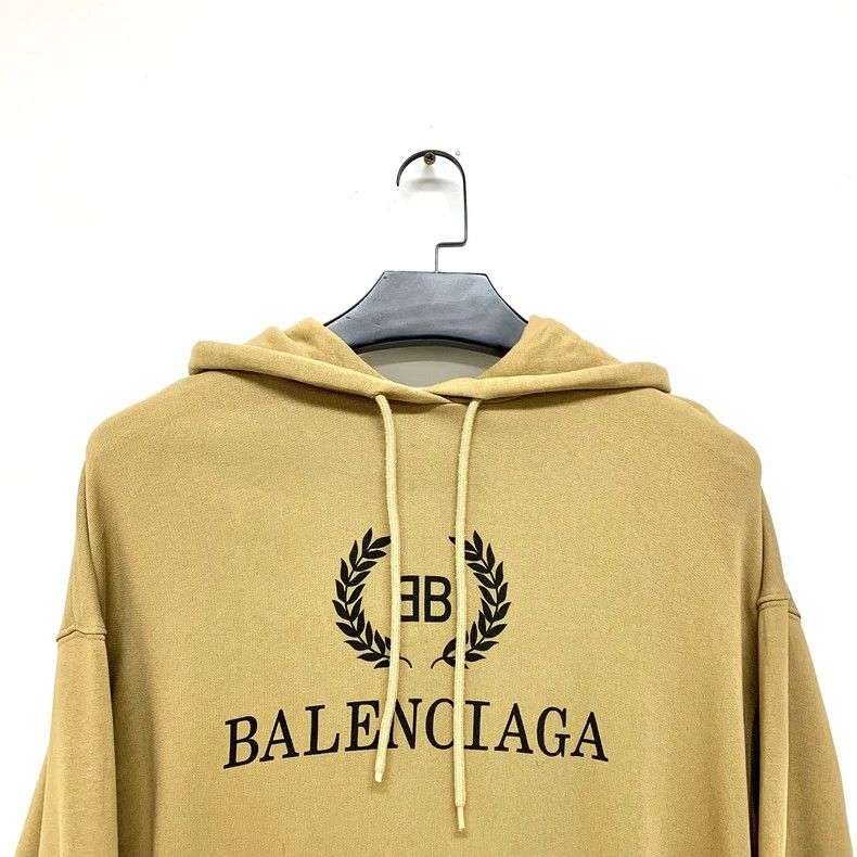 Balenciaga Balenciaga Khaki wheatear hooded sweatshirt 2502-Nextarrow Size US S / EU 44-46 / 1 - 5 Thumbnail