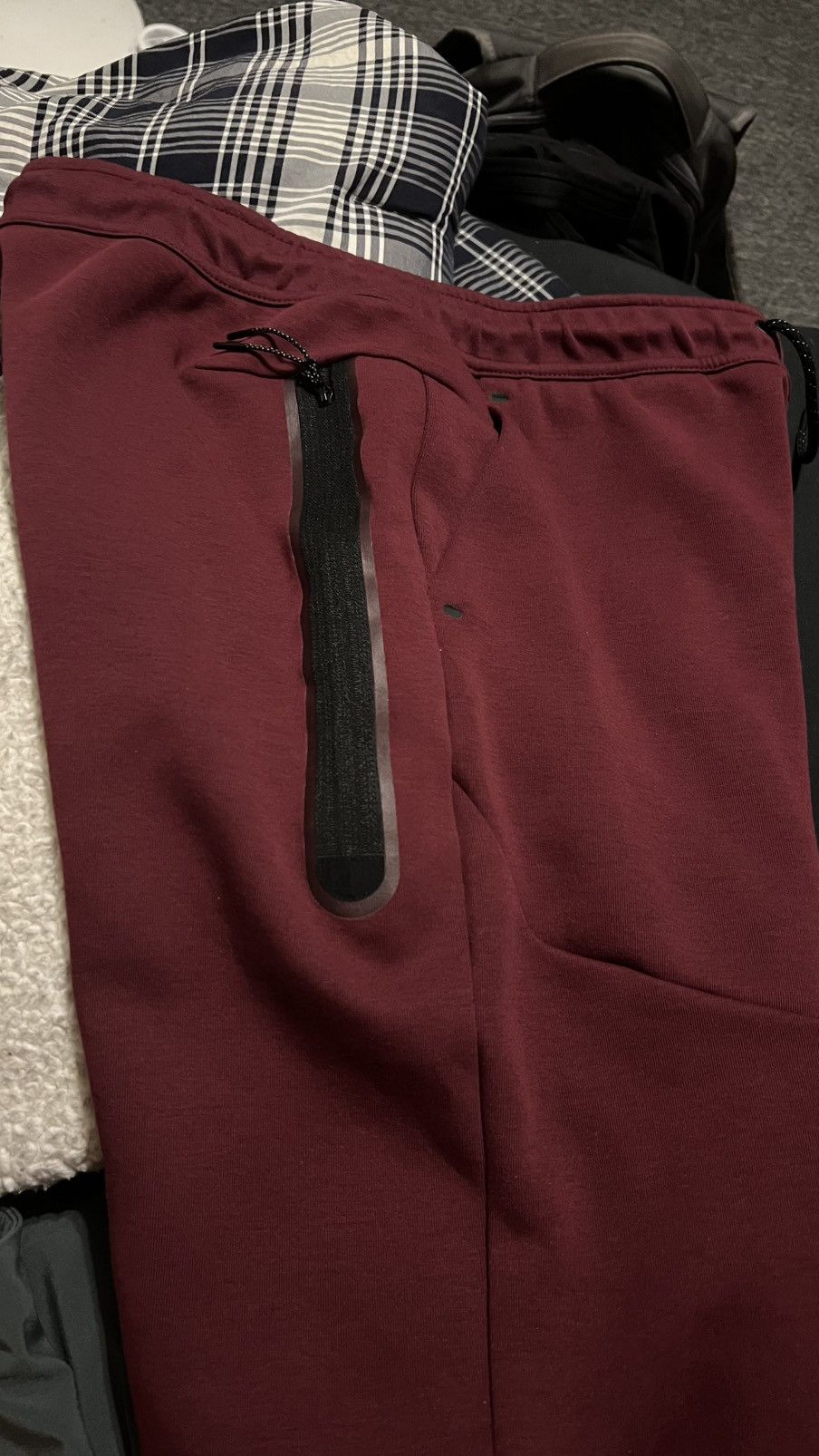 Nike Men’s Nike Tech Fleece Pants Size US 34 / EU 50 - 4 Thumbnail
