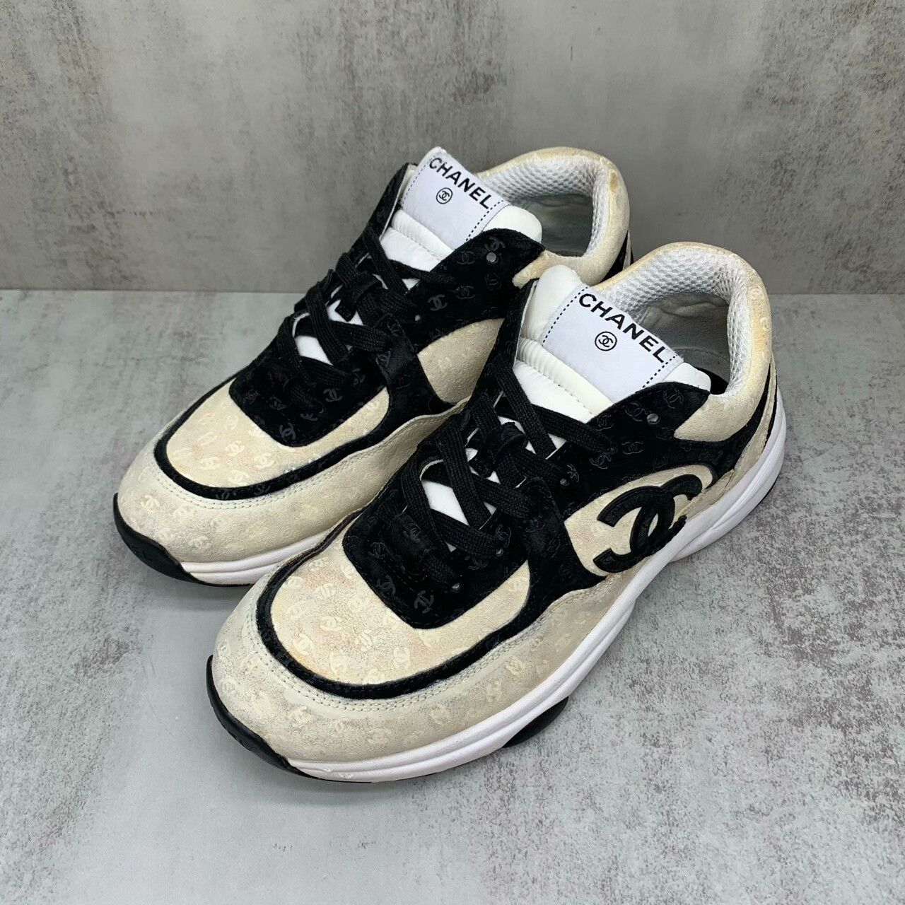 Chanel Chanel Lowtop Sneakers 38.5 Women Size US 8.5 / IT 38.5 - 1 Thumbnail