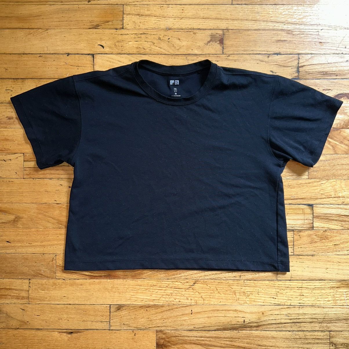 Uniqlo Crop workout tee Size XS / US 0-2 / IT 36-38 - 1 Thumbnail