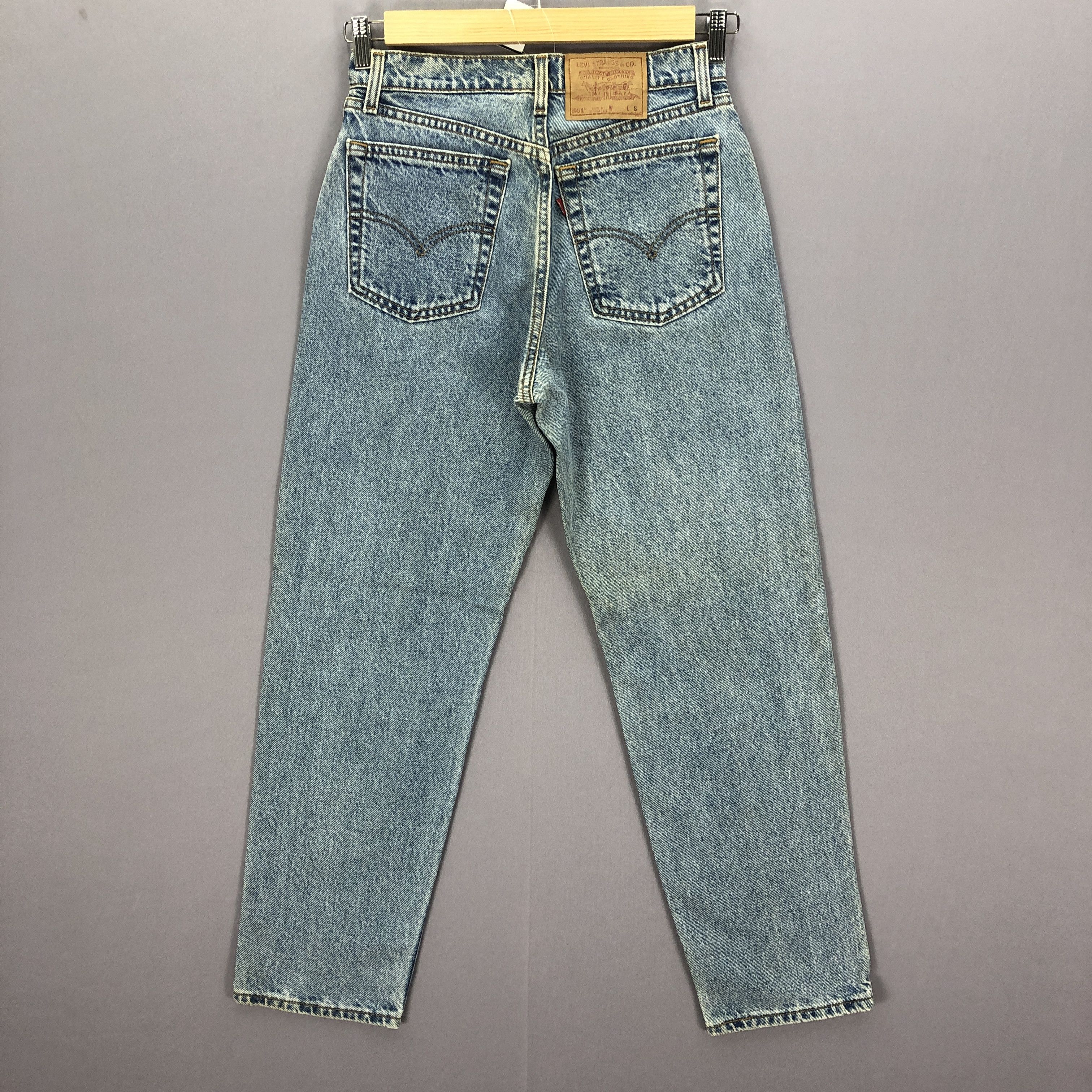 Levi's Vintage Levis Stonewash Faded Jeans Levi's 561 Tapered Denim Size 28" / US 6 / IT 42 - 2 Thumbnail