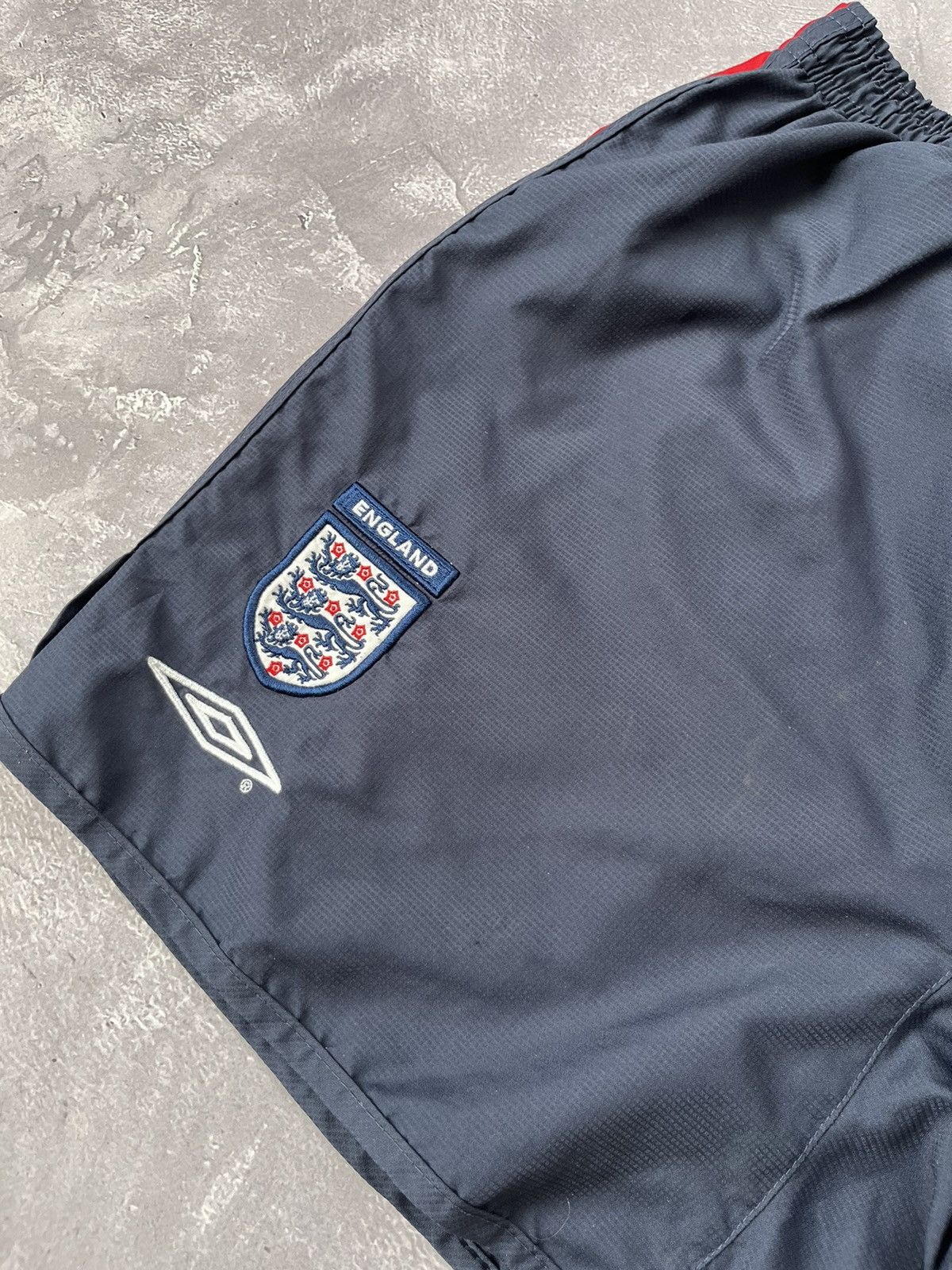 Umbro Vintage Umbro England Soccer Jersey Shorts Size S Size US 30 / EU 46 - 2 Thumbnail