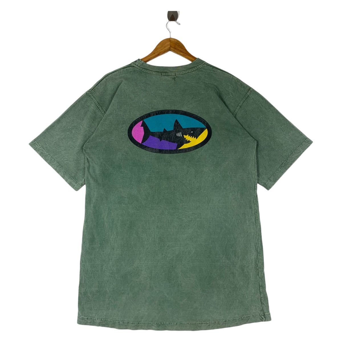Vintage QUEENSLAND shark attack surf tee Size US M / EU 48-50 / 2 - 1 Thumbnail