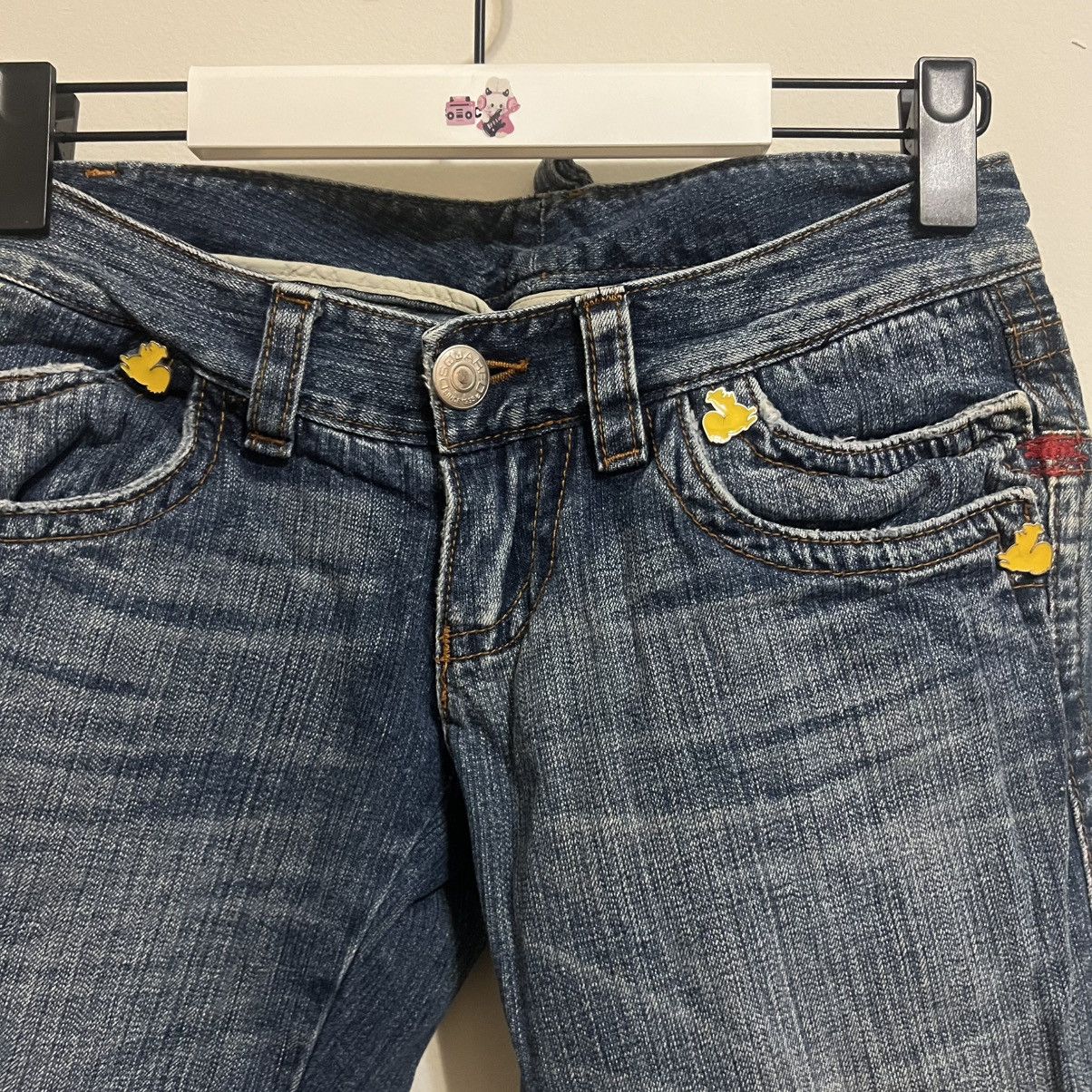 Dsquared2 DSquared2 Vintage Embroidered Low Rise Flare Jeans Size 27" / US 4 / IT 40 - 4 Thumbnail