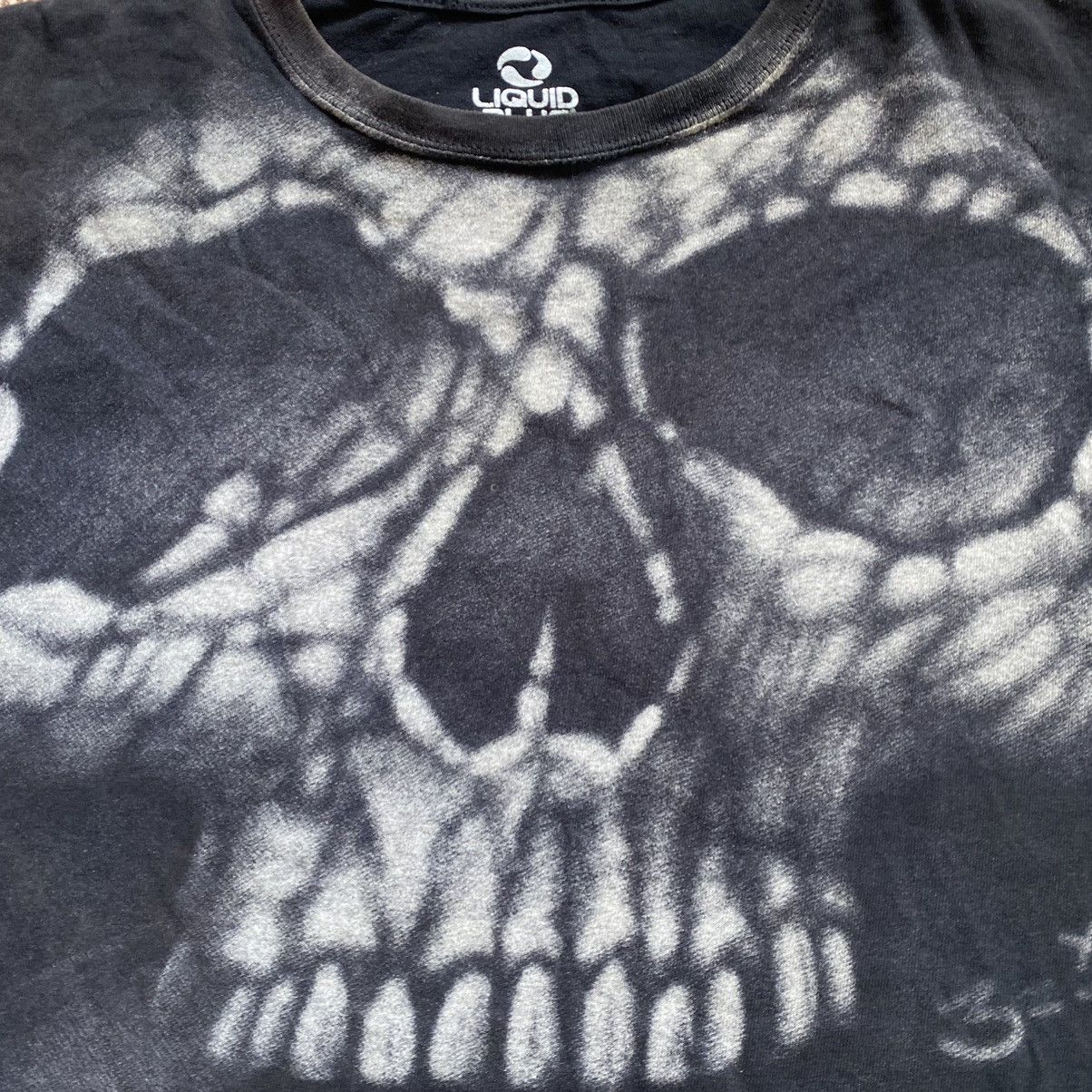 Liquid Blue LIQUID BLUE 2011 BIG SKULL STONE FADED T SHIRT Size US XXL / EU 58 / 5 - 3 Thumbnail