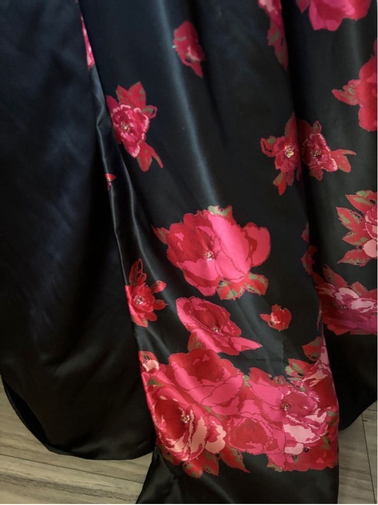 Other Women's Sherri Hill Black & Red Floral Prom Dress Size 4 Size S / US 4 / IT 40 - 6 Thumbnail
