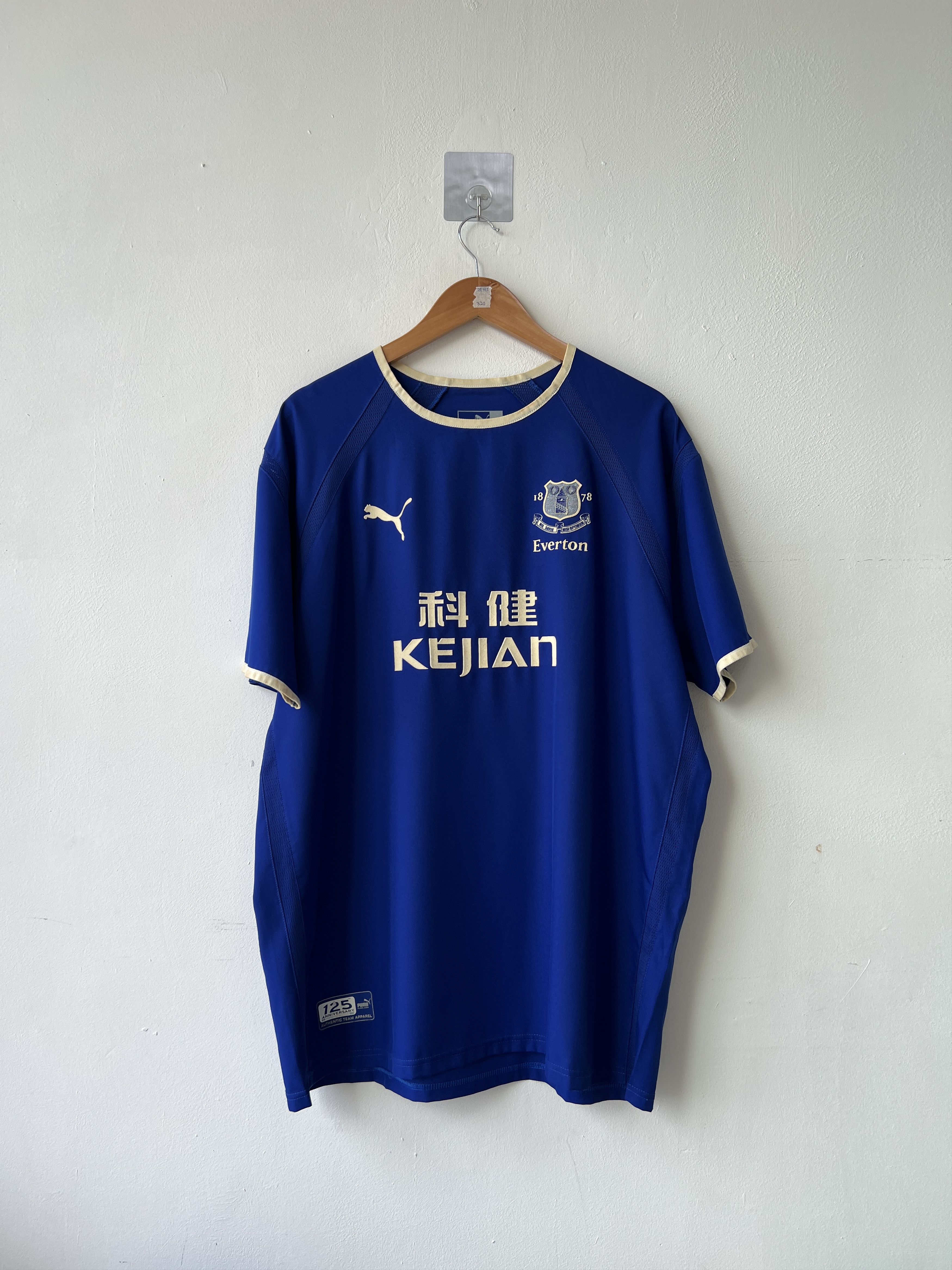 Puma (XL) Everton 2003-04 Home Kit Rooney #18 Size US XL / EU 56 / 4 - 2 Thumbnail