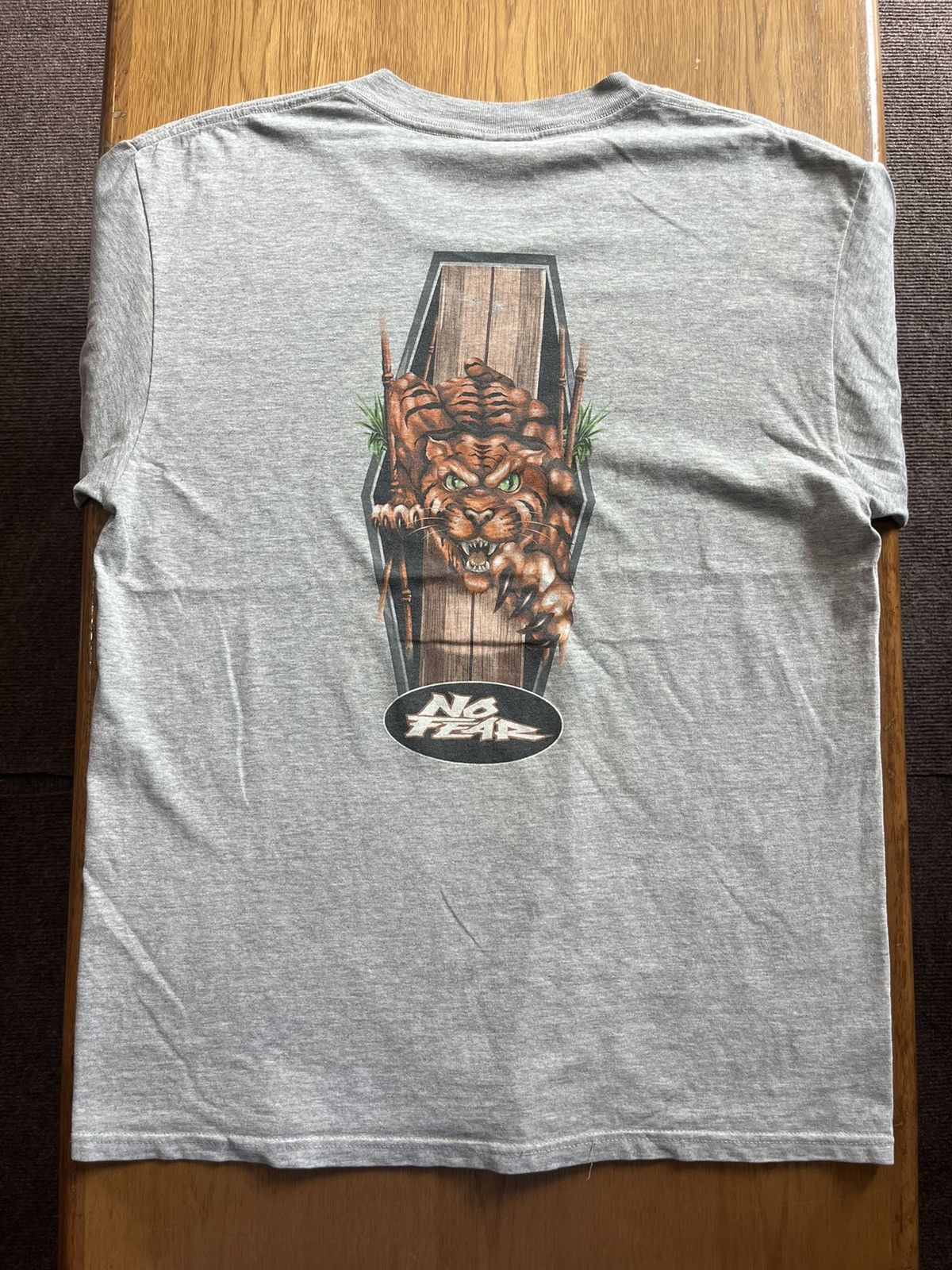 No Fear Vintage NO FEAR Tiger 00’s Skateboard Brand Tshirt Size US L / EU 52-54 / 3 - 8 Thumbnail