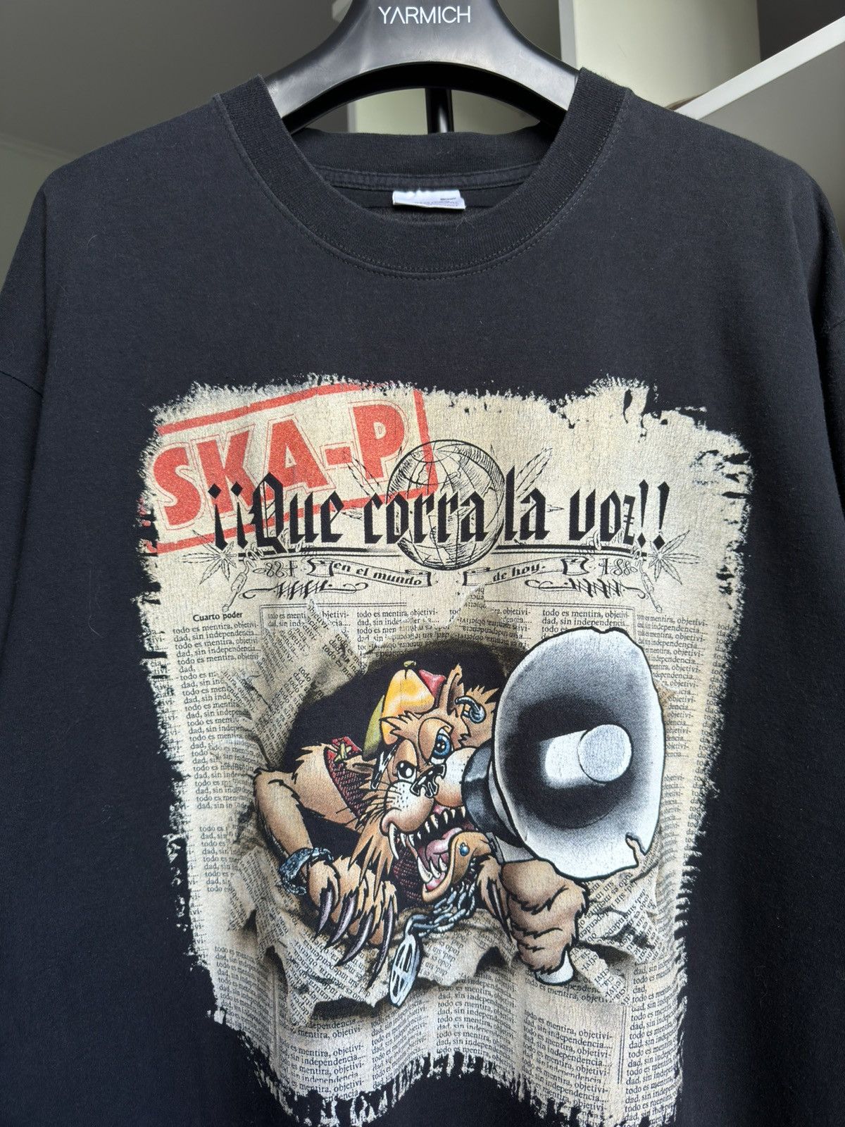Band Tees × Vintage Vintage 2000s Ska-P Punk Metal Band Tee Size US XL / EU 56 / 4 - 2 Thumbnail