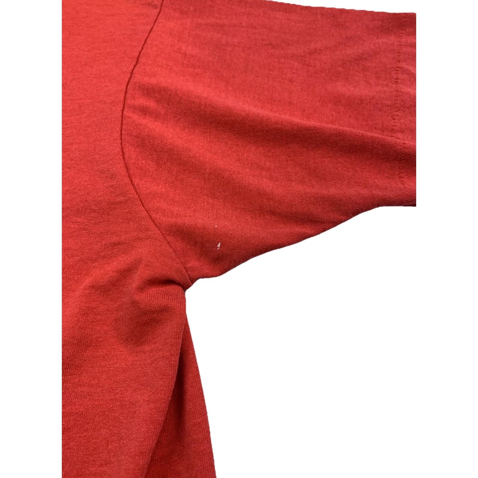 Vintage VINTAGE Screen Stars Best T-Shirt Music Note Graphic Red Crew Neck Short Sleeve L Mens Size US L / EU 52-54 / 3 - 5 Thumbnail