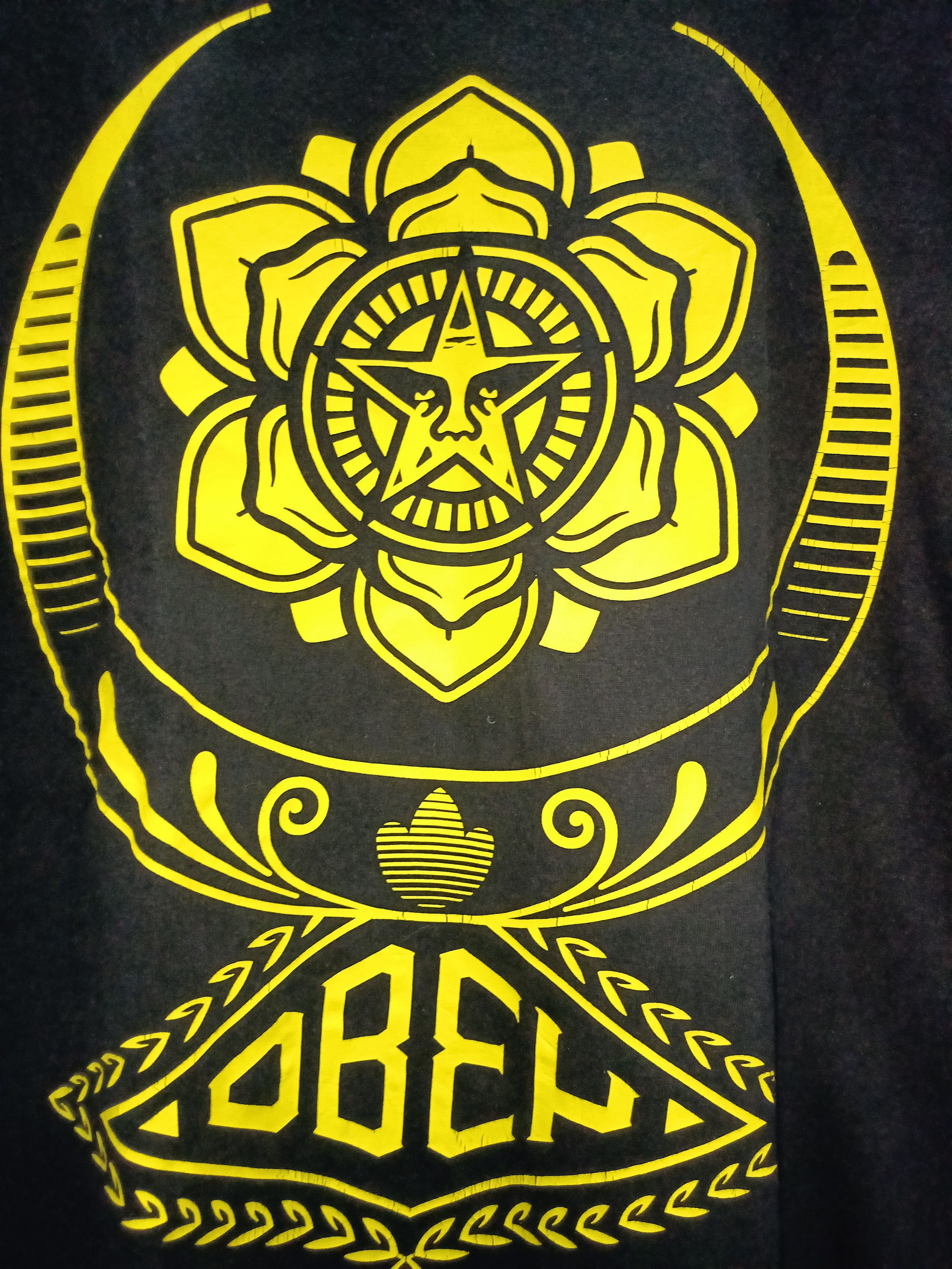 Obey TSHIRT : OBEY Size US M / EU 48-50 / 2 - 4 Thumbnail