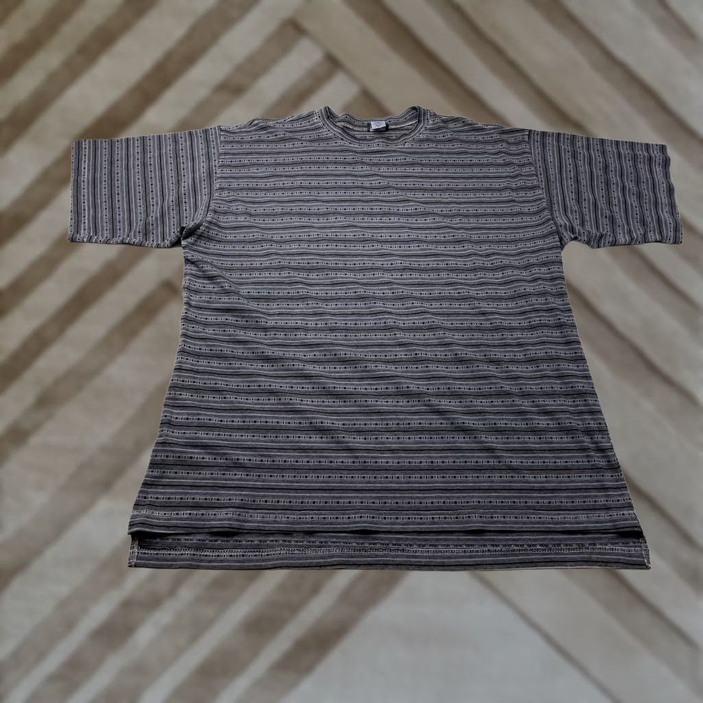 Gramicci VINTAGE Gramicci T-Shirt Geometric All Over Print Crewneck Short Sleeve Mens XL Gray 100% Cotton USA Made T-Shirt Size US XL / EU 56 / 4 - 1 Thumbnail
