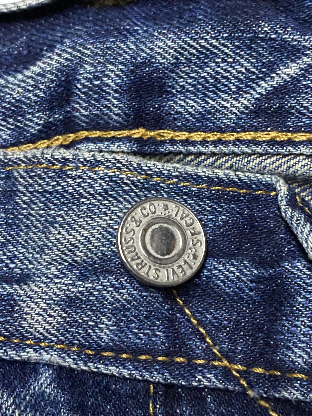 Levi's Vintage Levis 501 Big E Faded Wash Distressed Loose Jeans Size US 37 - 11 Thumbnail