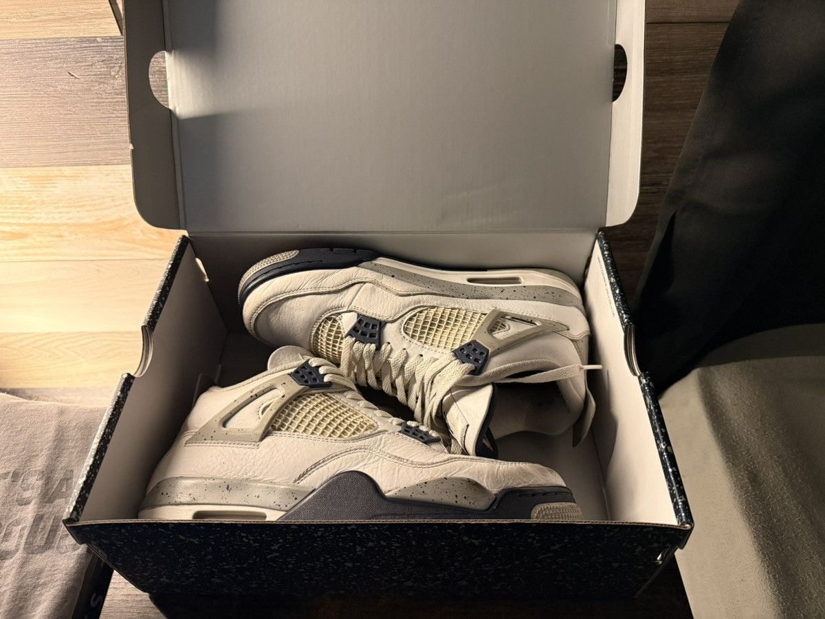 Jordan Brand Jordan 4 Midnight Navy Size US 9 / EU 42 - 1 Thumbnail