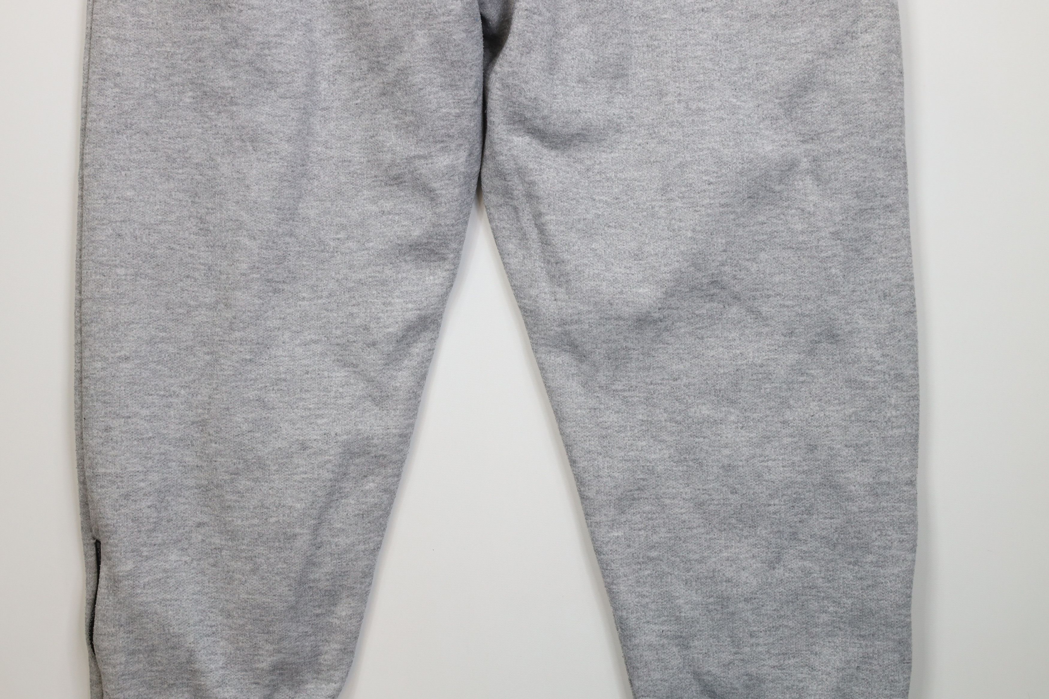 Vintage Vintage 90s Streetwear Reversible Sweatpants Joggers Pants Size US 38 / EU 54 - 9 Thumbnail