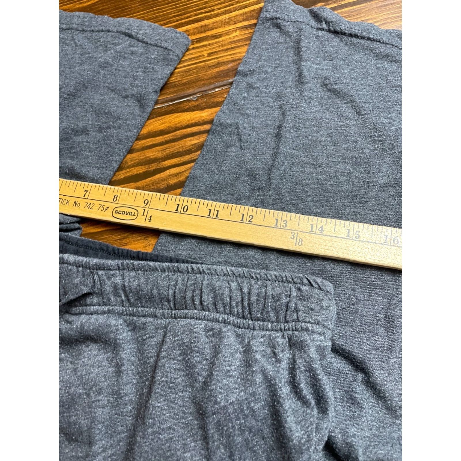 Croft & Barrow Craft&Barrow Pants Men's Size Small Gray Easy Care Lounge Wear Pull On Size US 31 - 6 Thumbnail
