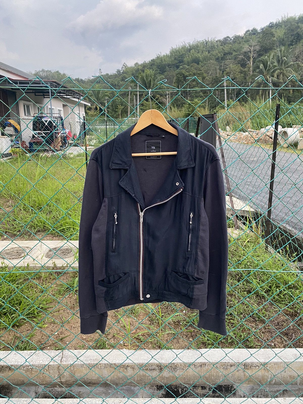Undercover × Uniqlo Uniqlo X Undercover by Jun Takahashi zip up jacket Size L / US 10 / IT 46 - 1 Thumbnail