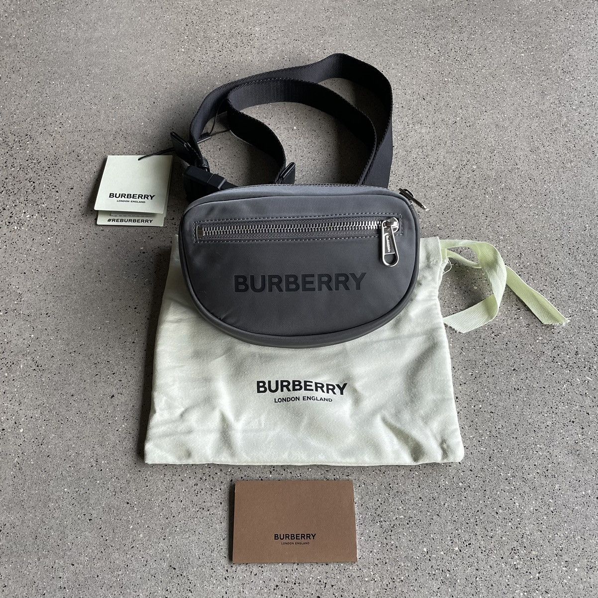 Burberry Burberry Nylon Waist Bag Grey Size ONE SIZE - 1 Thumbnail