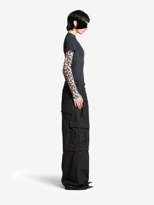 Balenciaga o1srvl11e0426 Planet Earth Double Sleeve T-Shirt in Black Size L / US 10 / IT 46 - 3 Thumbnail