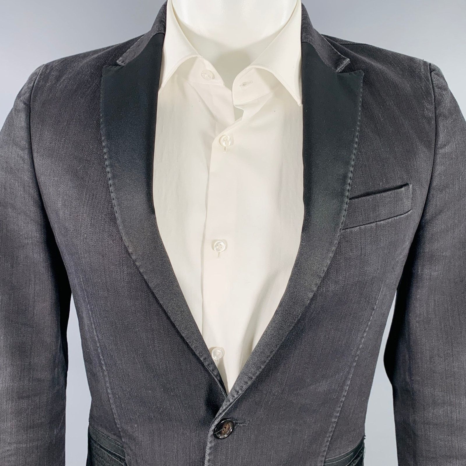 Costume National CoSTUME NATIONAL Black Cotton Blend Peak Lapel Sport Coat Size 36R - 2 Thumbnail