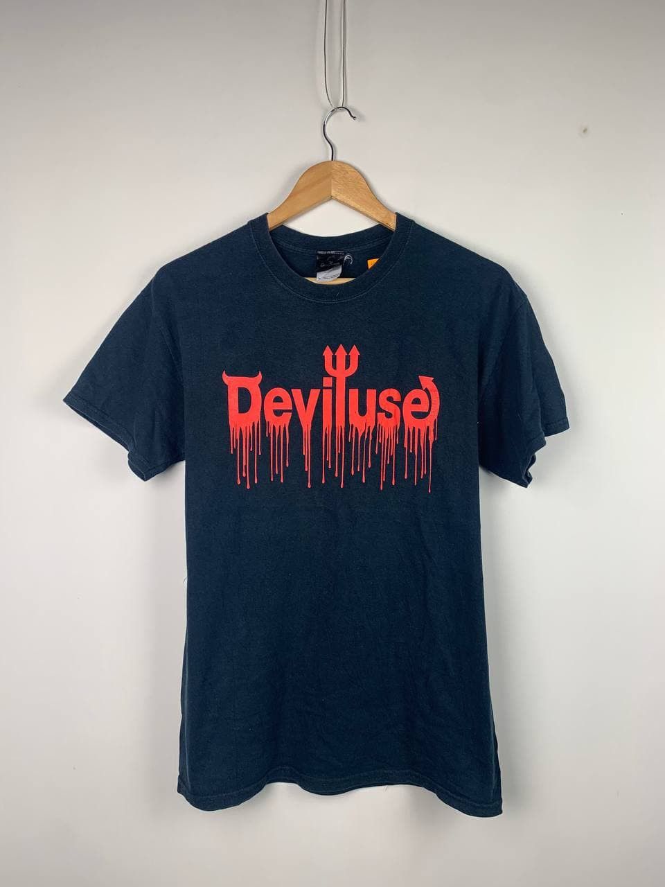 Japanese Brand Vtg Deviluse Japan Streetwear Brand Red Drip Logo Tee Size US M / EU 48-50 / 2 - 2 Thumbnail