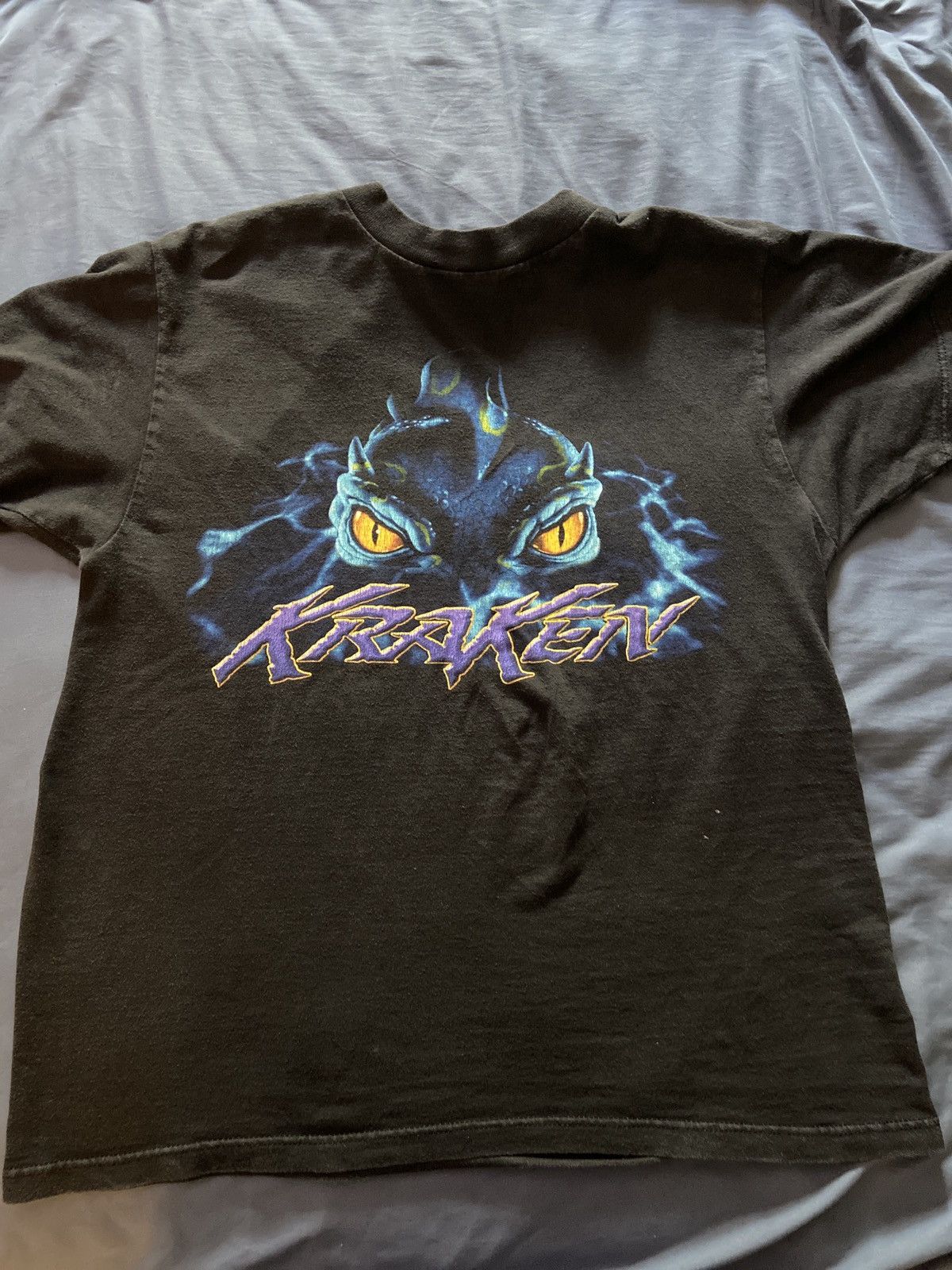 Vintage Kraken Seaworld Theme Park Graphic T Shirt Size US M / EU 48-50 / 2 - 1 Thumbnail