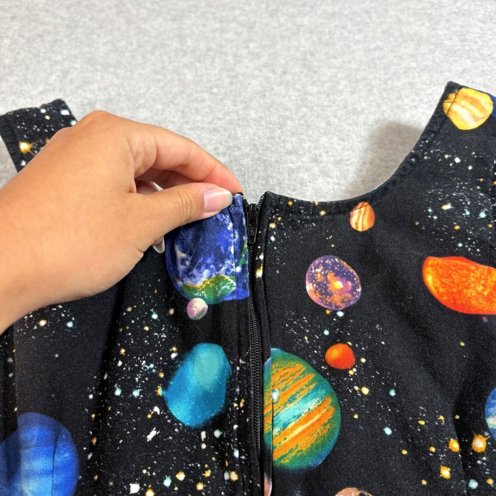 Vintage Retrolicious Dress Womens Small Black Space Planets Sleeveless Fit & Flare Pockets Size S / US 4 / IT 40 - 5 Thumbnail