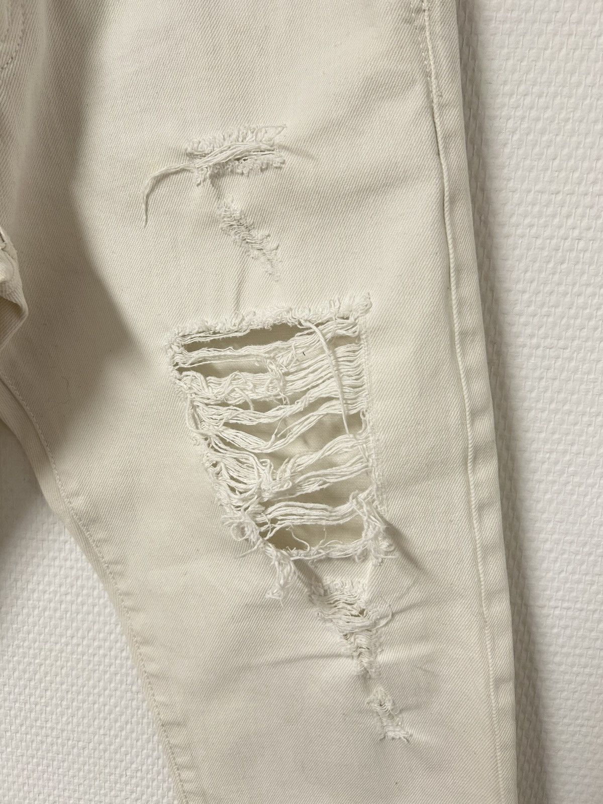 Saint Laurent Paris SS2018 Distressed Skinny Jeans Size US 32 / EU 48 - 3 Thumbnail
