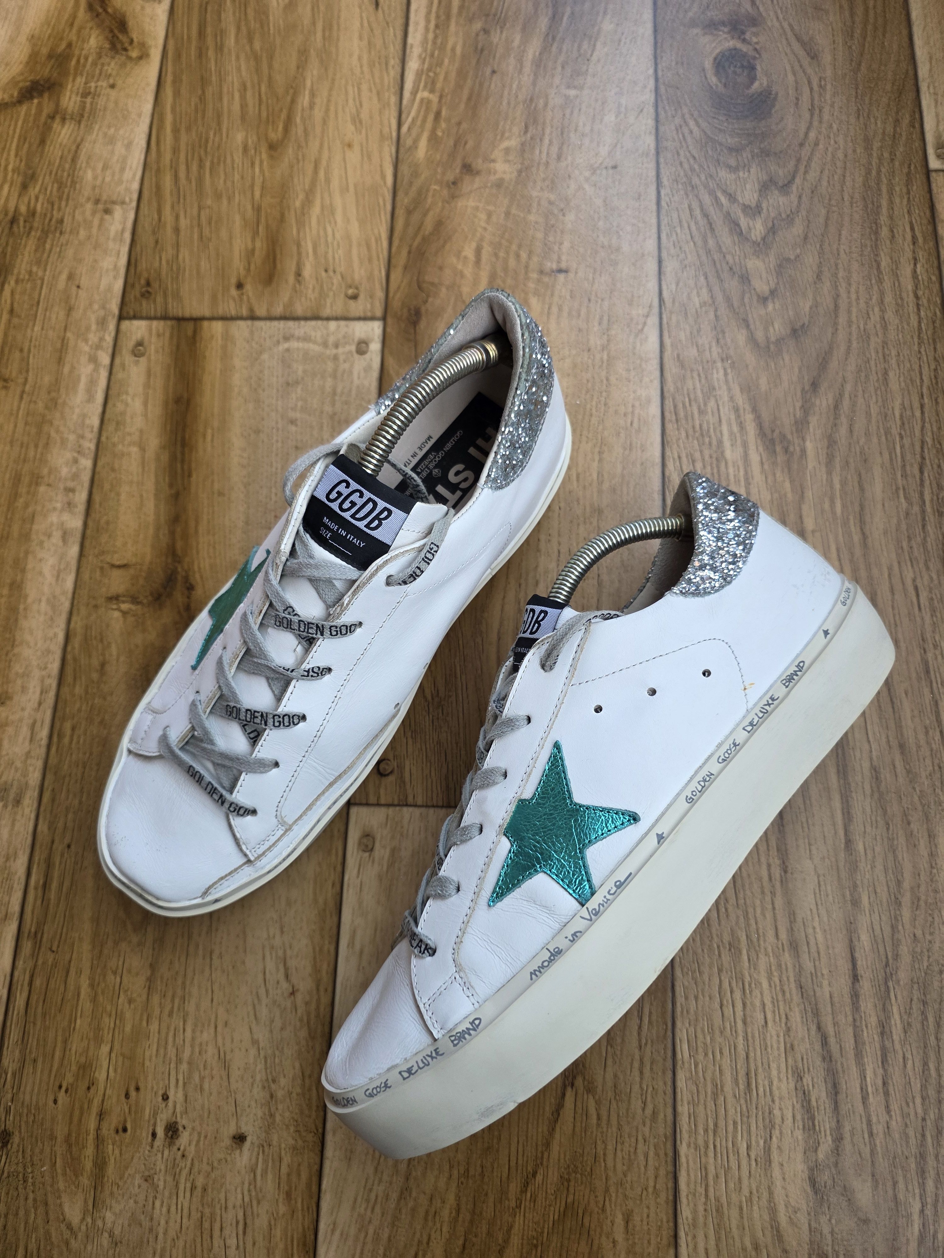 Golden Goose Golden Goose HI STAR Deluxe Brand Size US 10 / IT 40 - 1 Thumbnail
