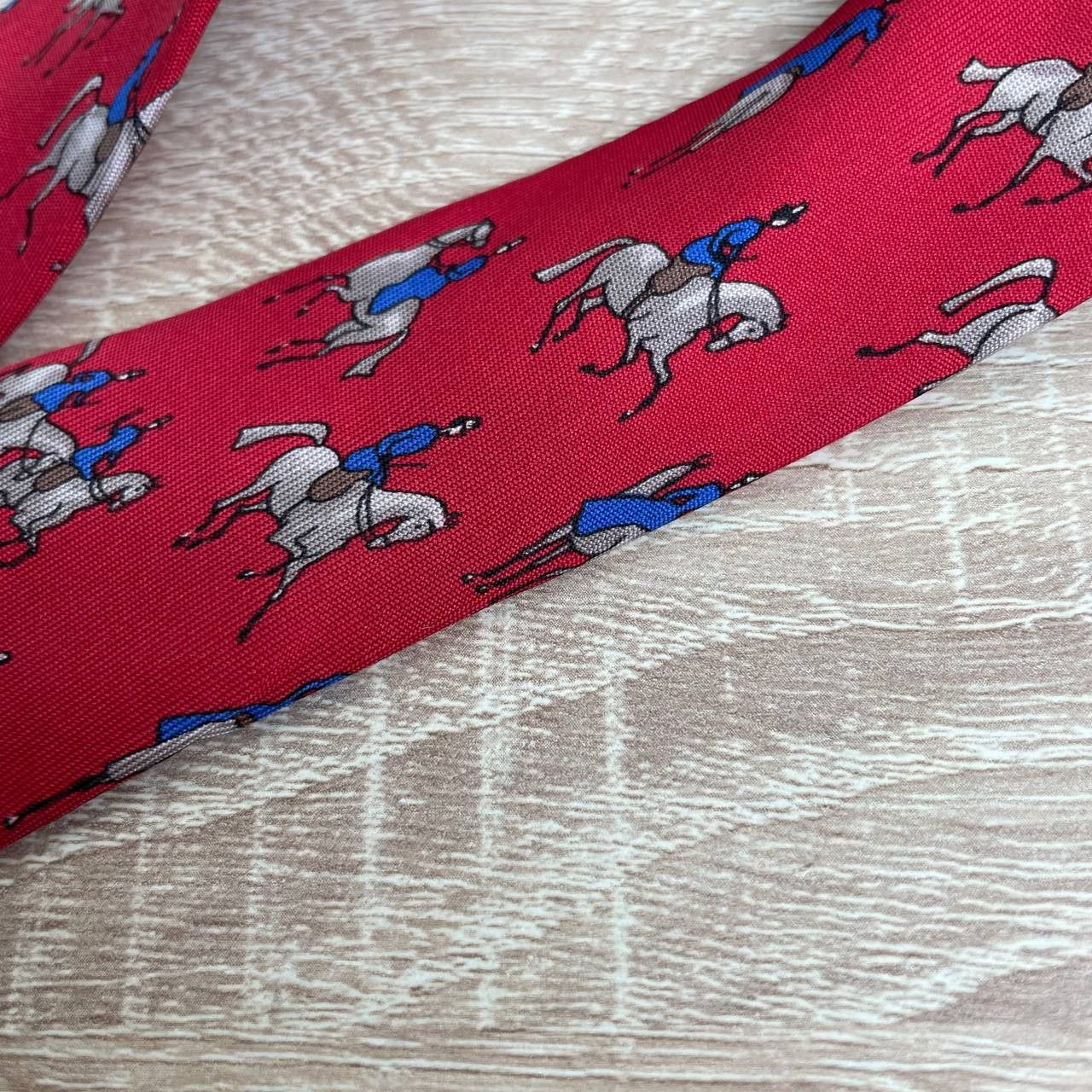 Hermes Hermes Paris Silk Tie 7599 SA Horses Red Size ONE SIZE - 7 Thumbnail