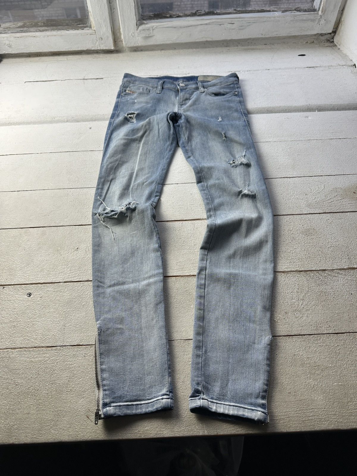 Diesel 🚨Gothic Diesel Regular Slim relax Flared Jeans Womens Size 25" / US 0 / IT 36 - 1 Thumbnail
