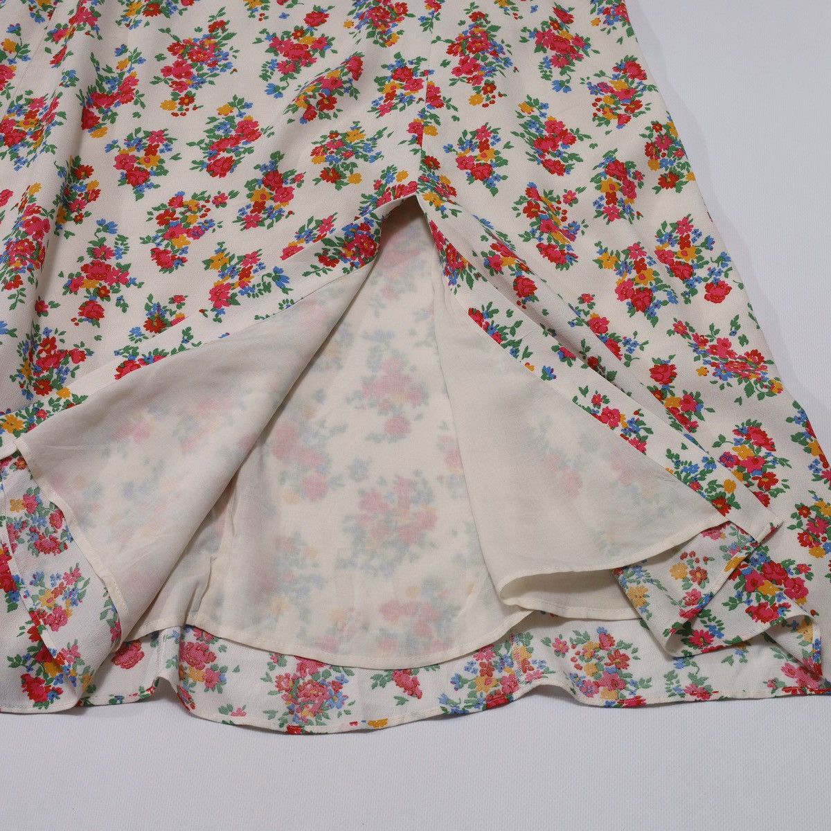Sezane Sezane Viscose Skirt Printed Flowers Floral Size 26" / US 2 / IT 38 - 7 Thumbnail
