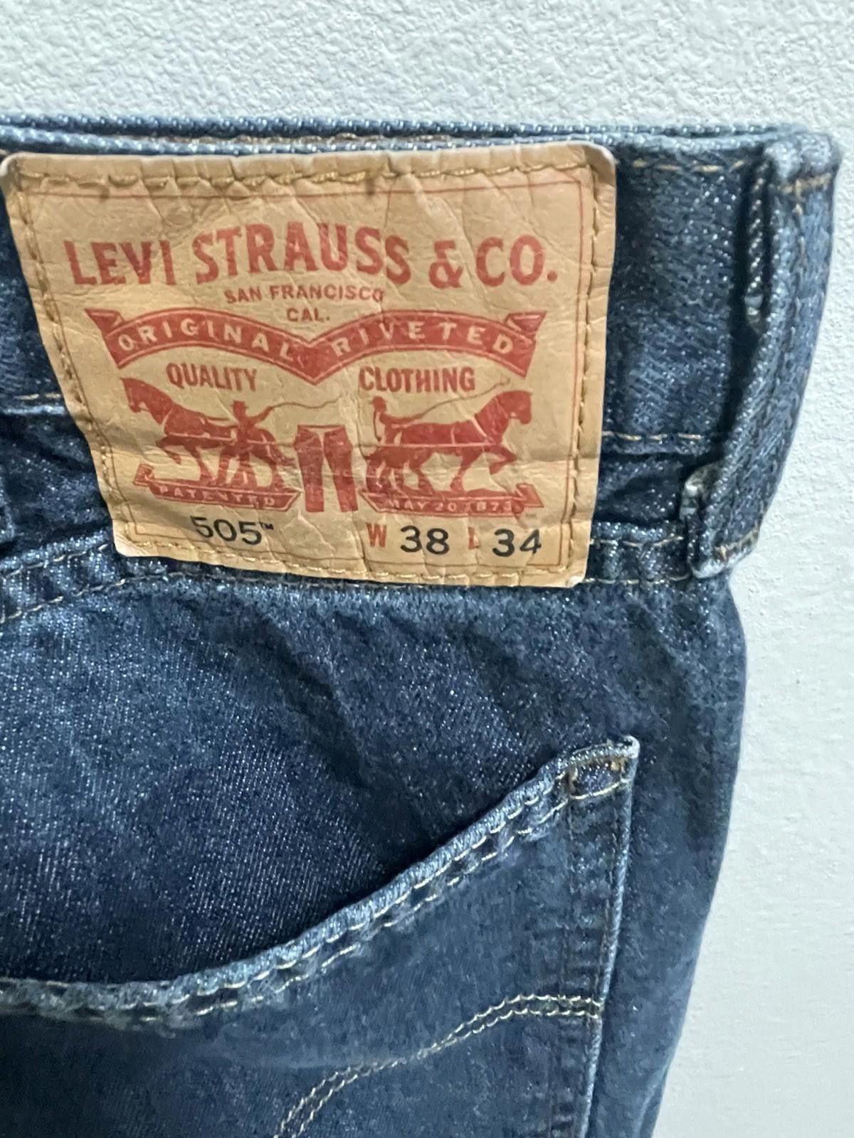 Levi's Levi’s 505 Jeans Men’s 38x34 Blue Regular Straight Baggy Size US 38 / EU 54 - 4 Thumbnail
