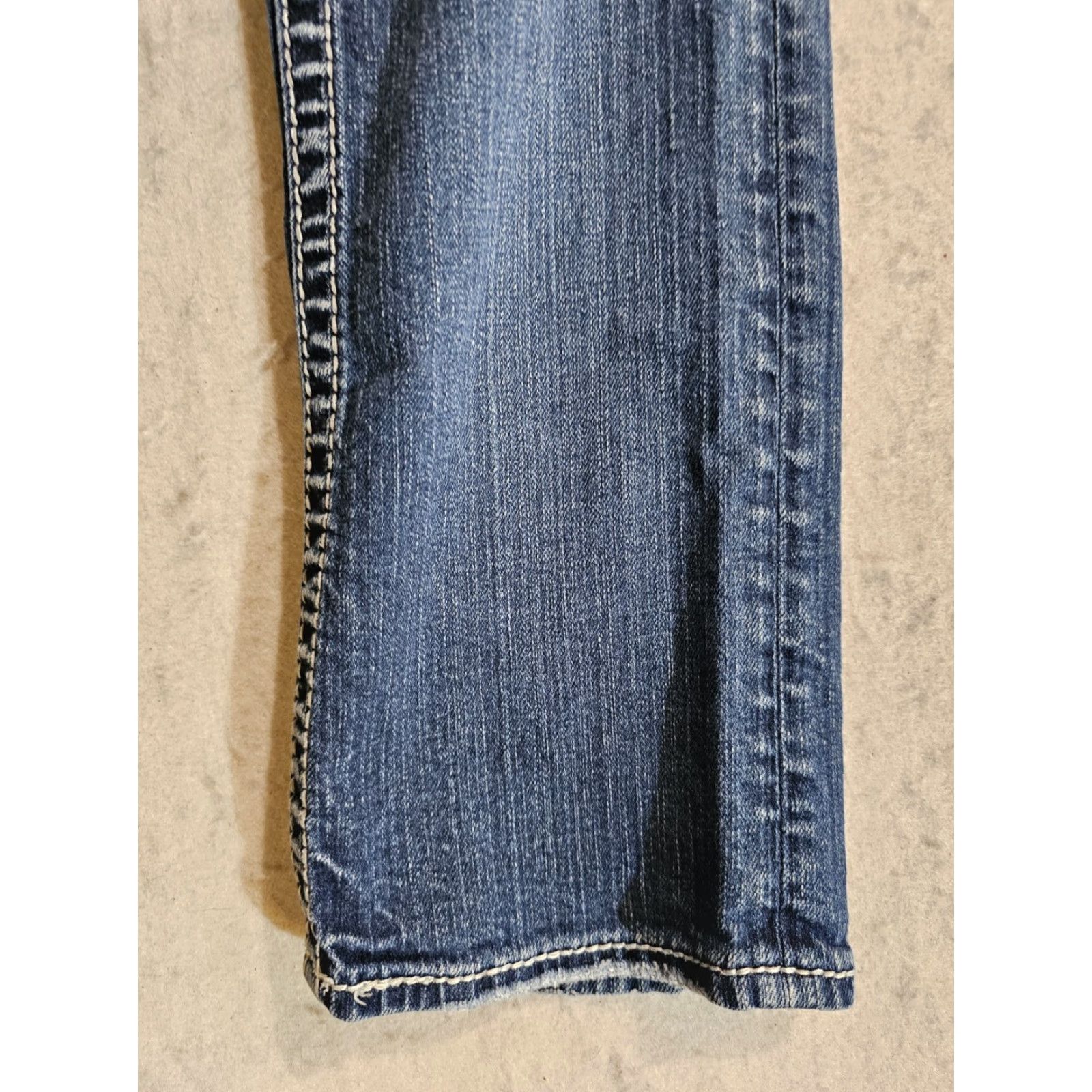 Silver Jeans Co. Silver Jeans Signature Suki Straight Fit Medium Wash Denim Jeans Women's W27 L32 Jeans Body: Blue Size 27" / US 4 / IT 40 - 5 Thumbnail