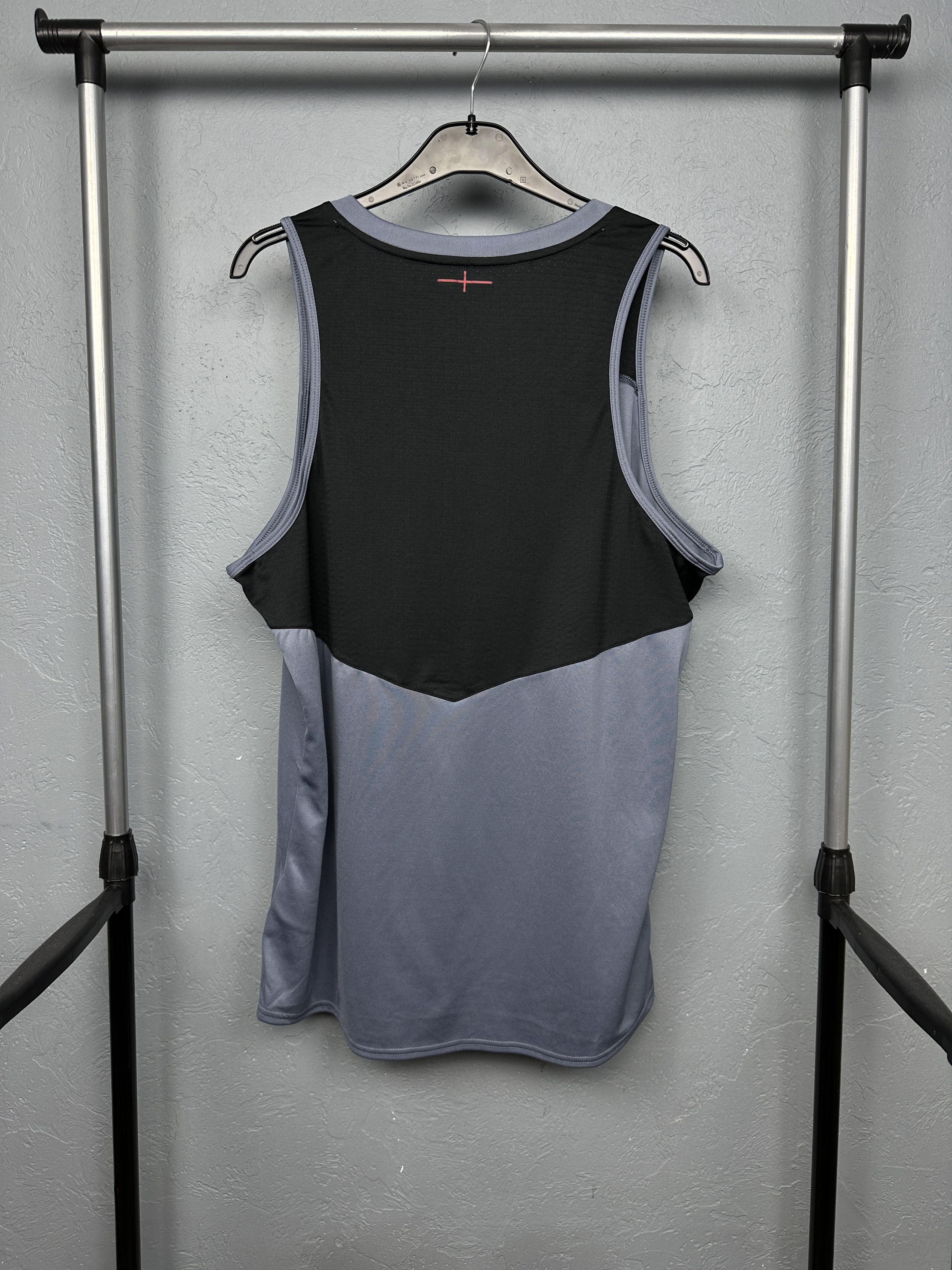 Umbro Umbro O2 England Rugby Sleeveless T-Shirt Size US XXL / EU 58 / 5 - 5 Thumbnail