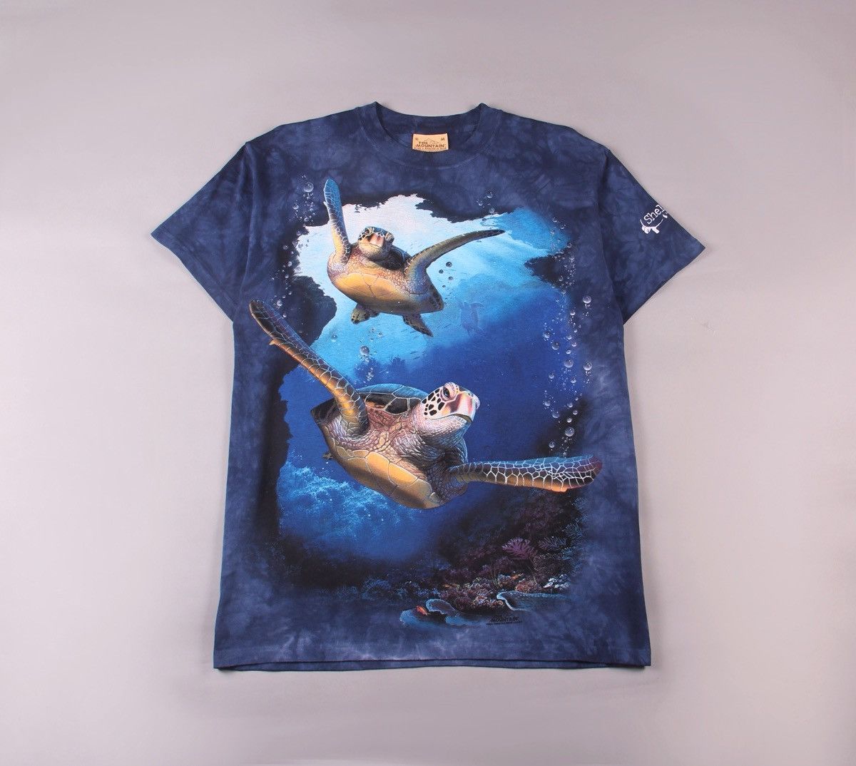 The Mountain The Mountain Vintage Made in Usa Animal Turtle Shark 90s M Size US M / EU 48-50 / 2 - 1 Thumbnail