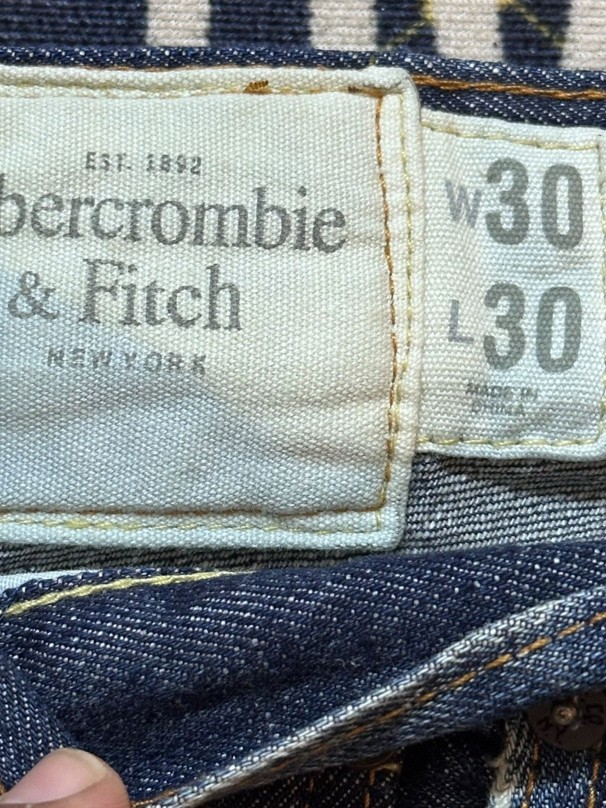 Abercrombie & Fitch Vintage Abercrombie&Fitch Horton Straight Ripped Denim Size US 30 / EU 46 - 8 Thumbnail