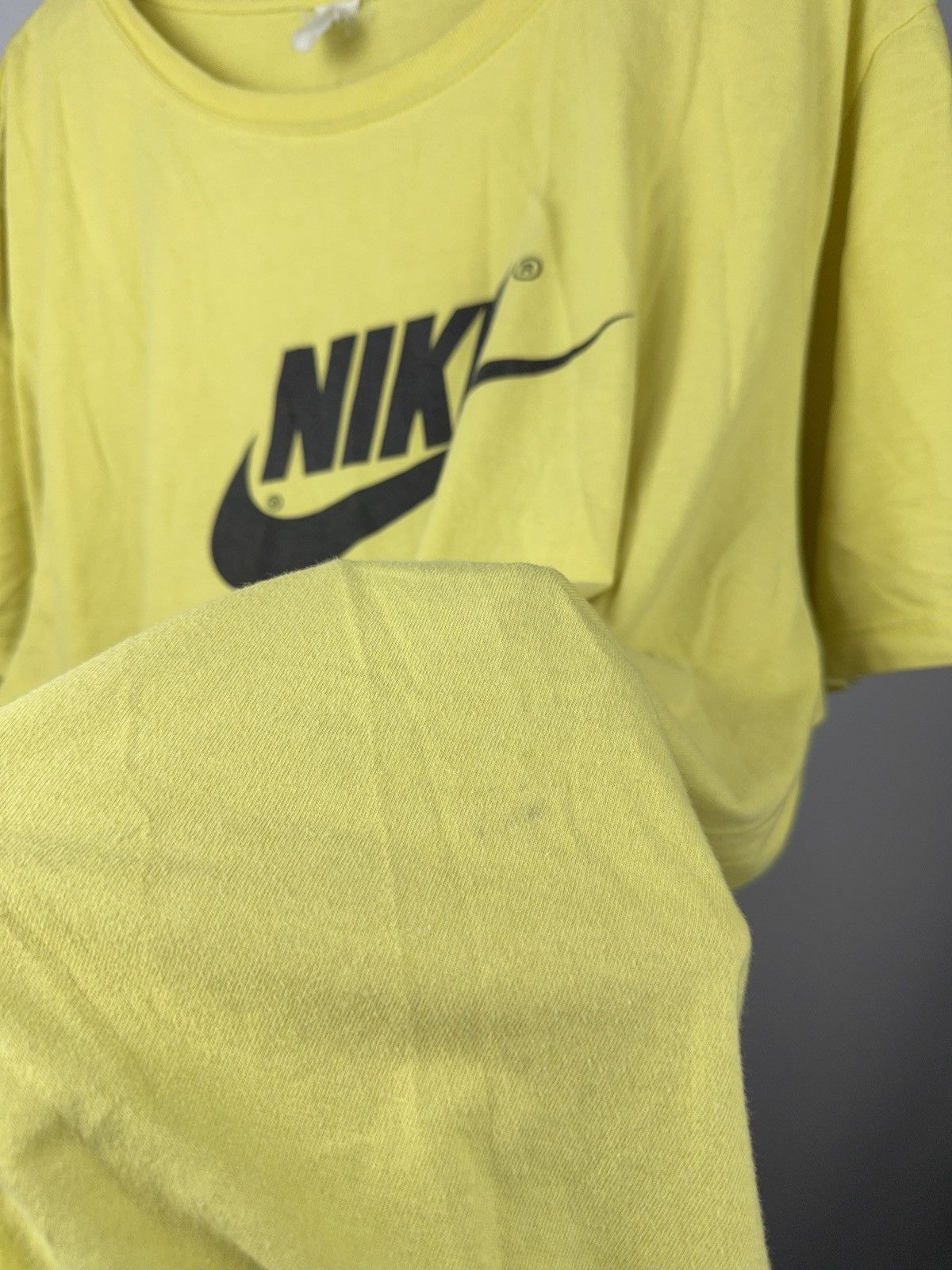 Nike Vintage Retro USA 90s Nike Yellow Tee with Big Swoosh Logo Size US XL / EU 56 / 4 - 3 Thumbnail