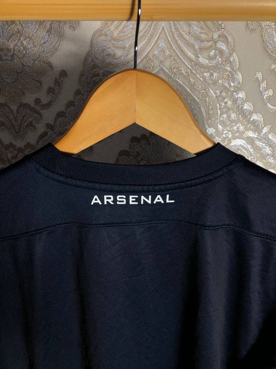Vintage VERY RARE NIKE FC ARSENAL LONDON ENGLAND SOCCER JERSEY 90s Size US M / EU 48-50 / 2 - 9 Thumbnail