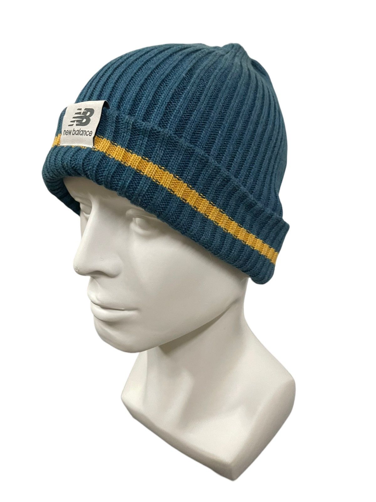 New Balance New Balance Streetwear Style Beanie Size ONE SIZE - 2 Thumbnail