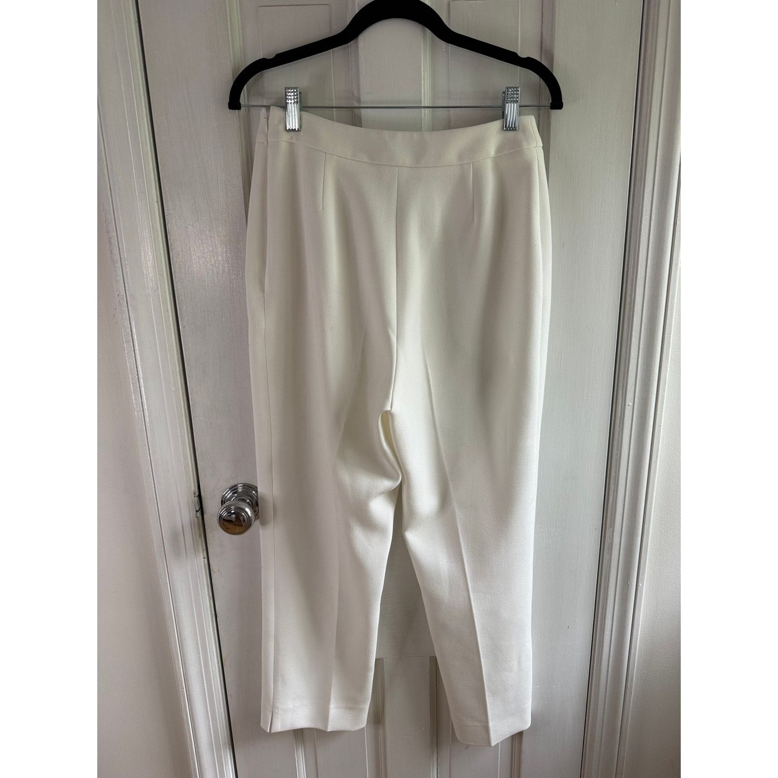 LK Bennett NWT L.K. Bennett Millie White Kick Flare Trousers Size 4 Size 27" / US 4 / IT 40 - 4 Thumbnail