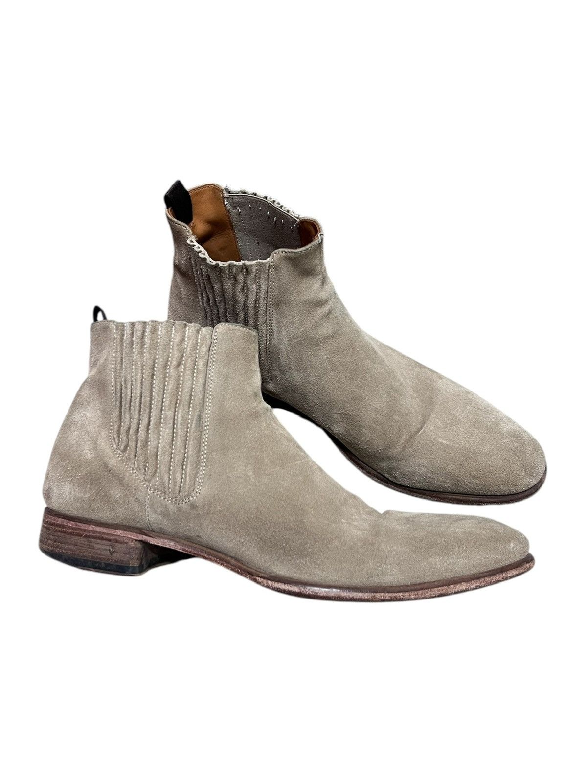 John Varvatos Suede Leather Chelsea Boots display picture 2