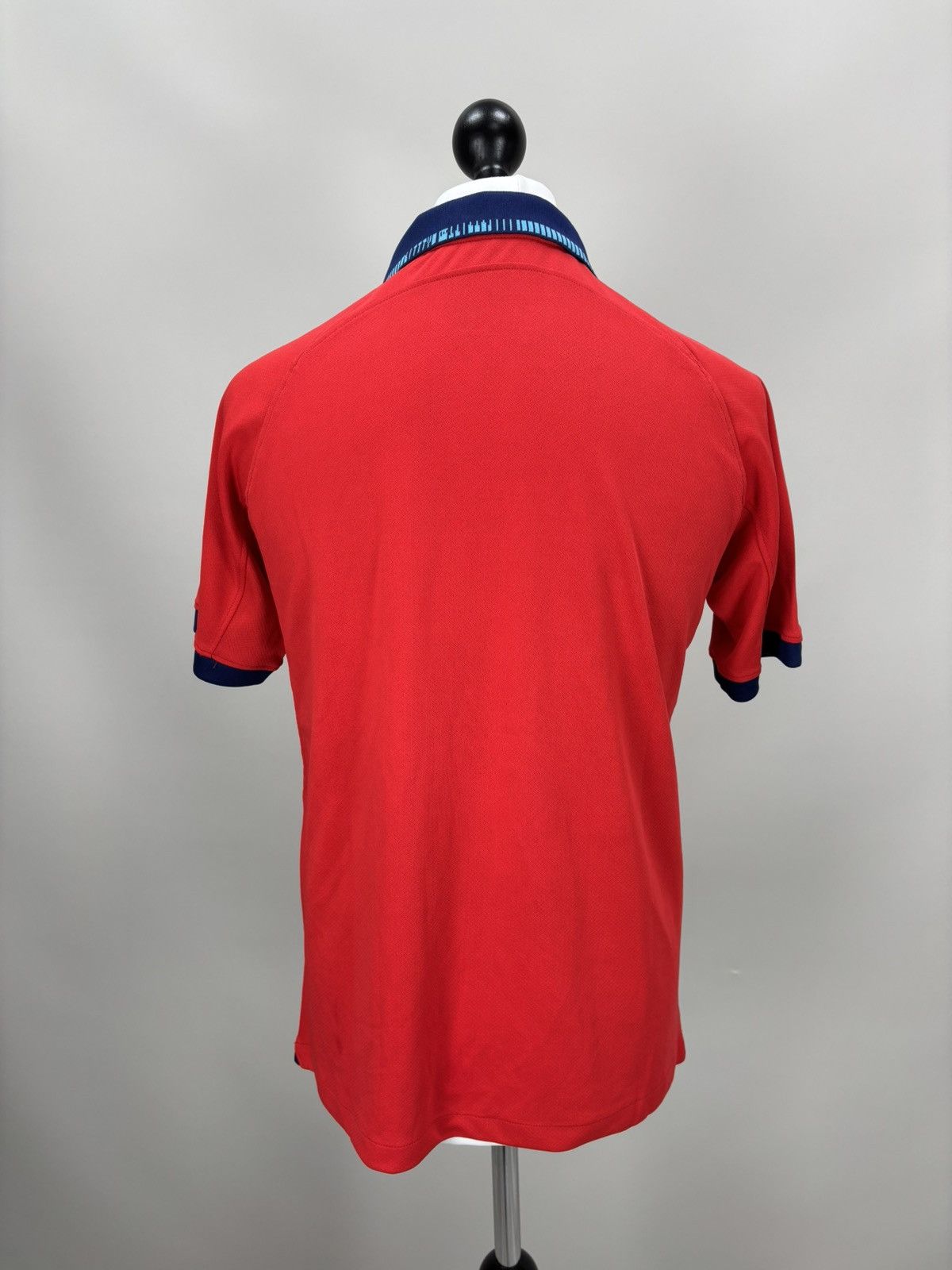 Nike Mens t shirt Nike England Size S Color Red Size US S / EU 44-46 / 1 - 5 Thumbnail